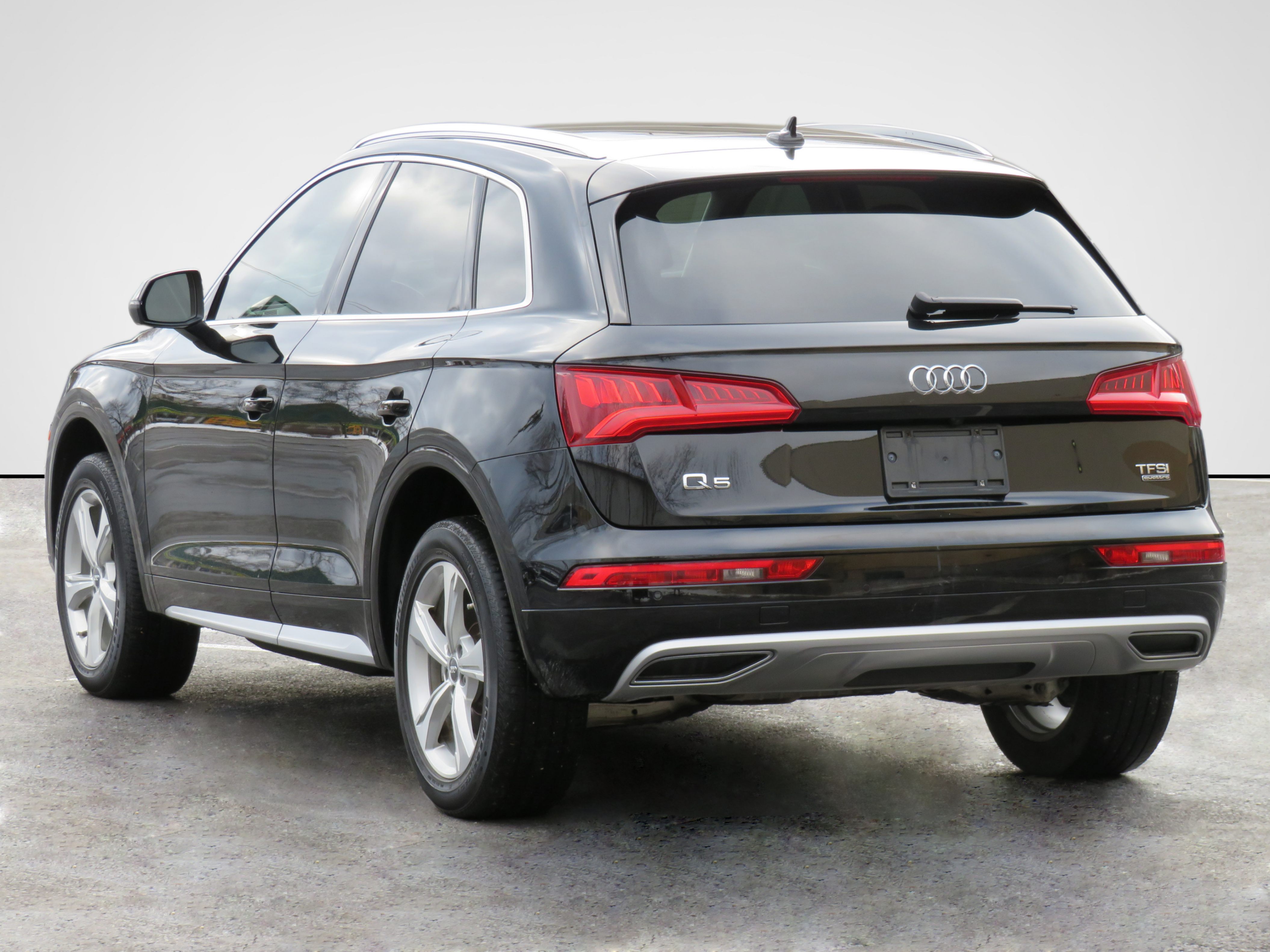 /laautomotive/2018-Audi-Q5-1968194365255711.jpg