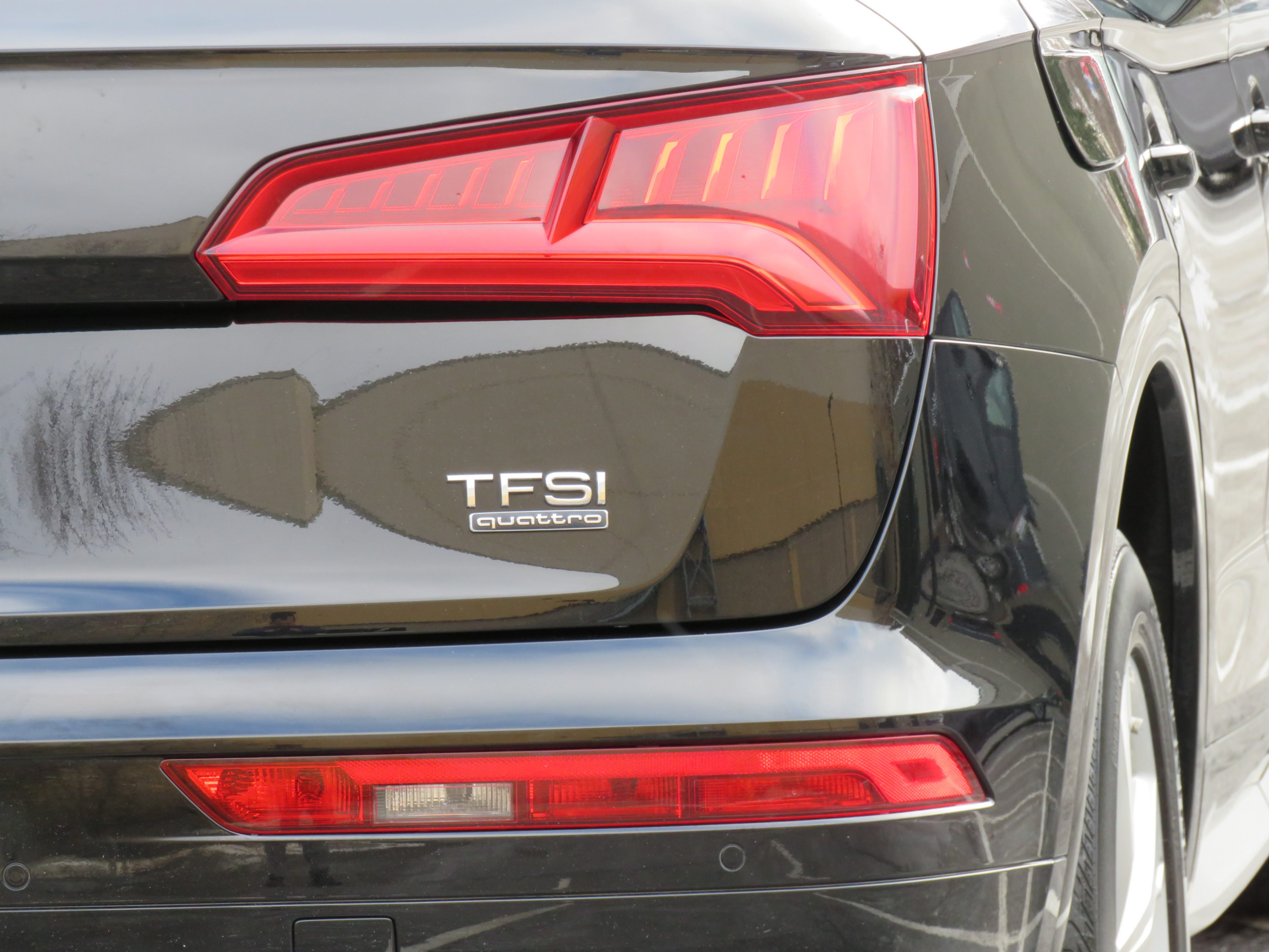 /laautomotive/2018-Audi-Q5-23972415734260144.jpg