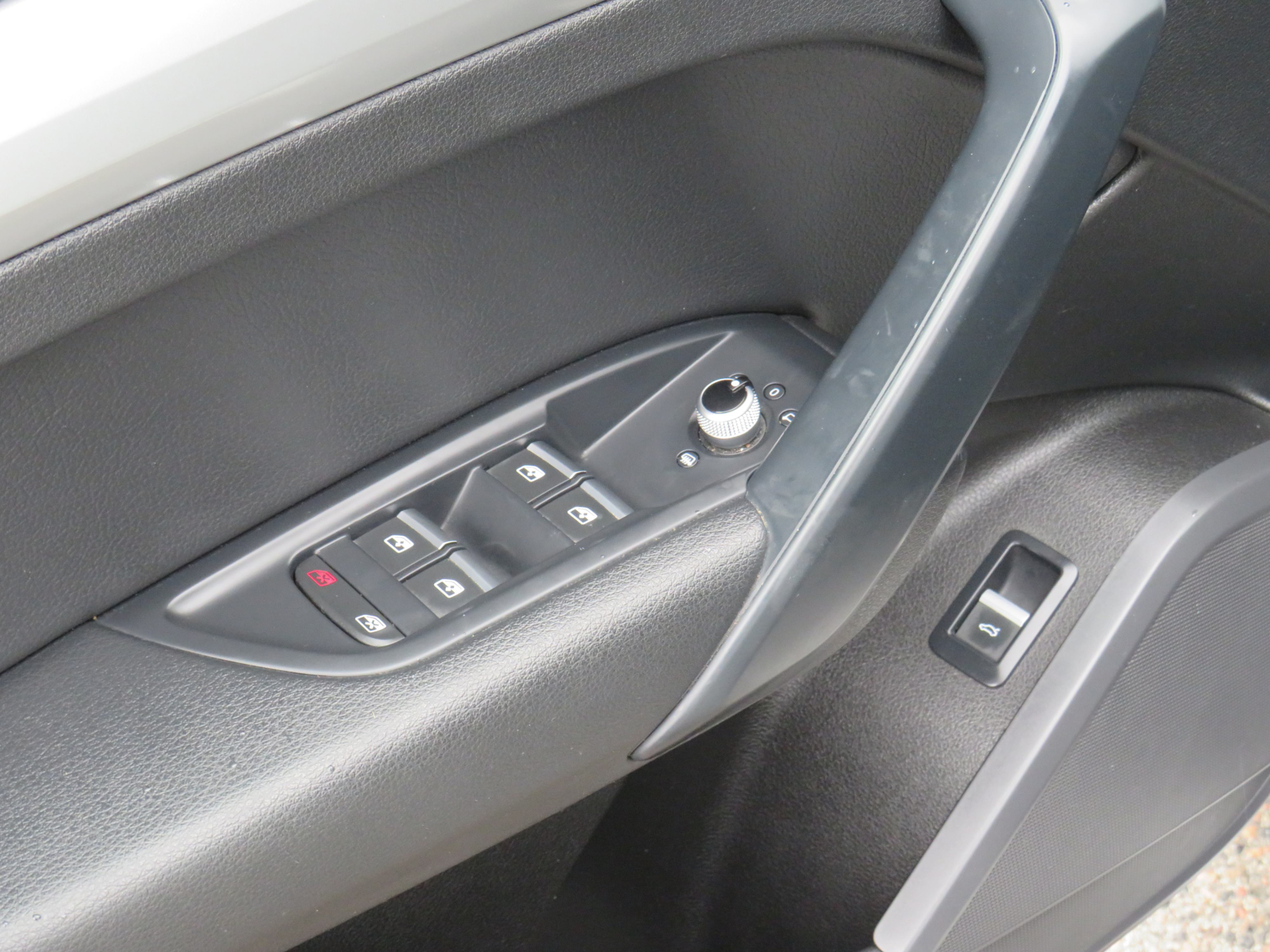 /laautomotive/2018-Audi-Q5-26848904904447757.jpg
