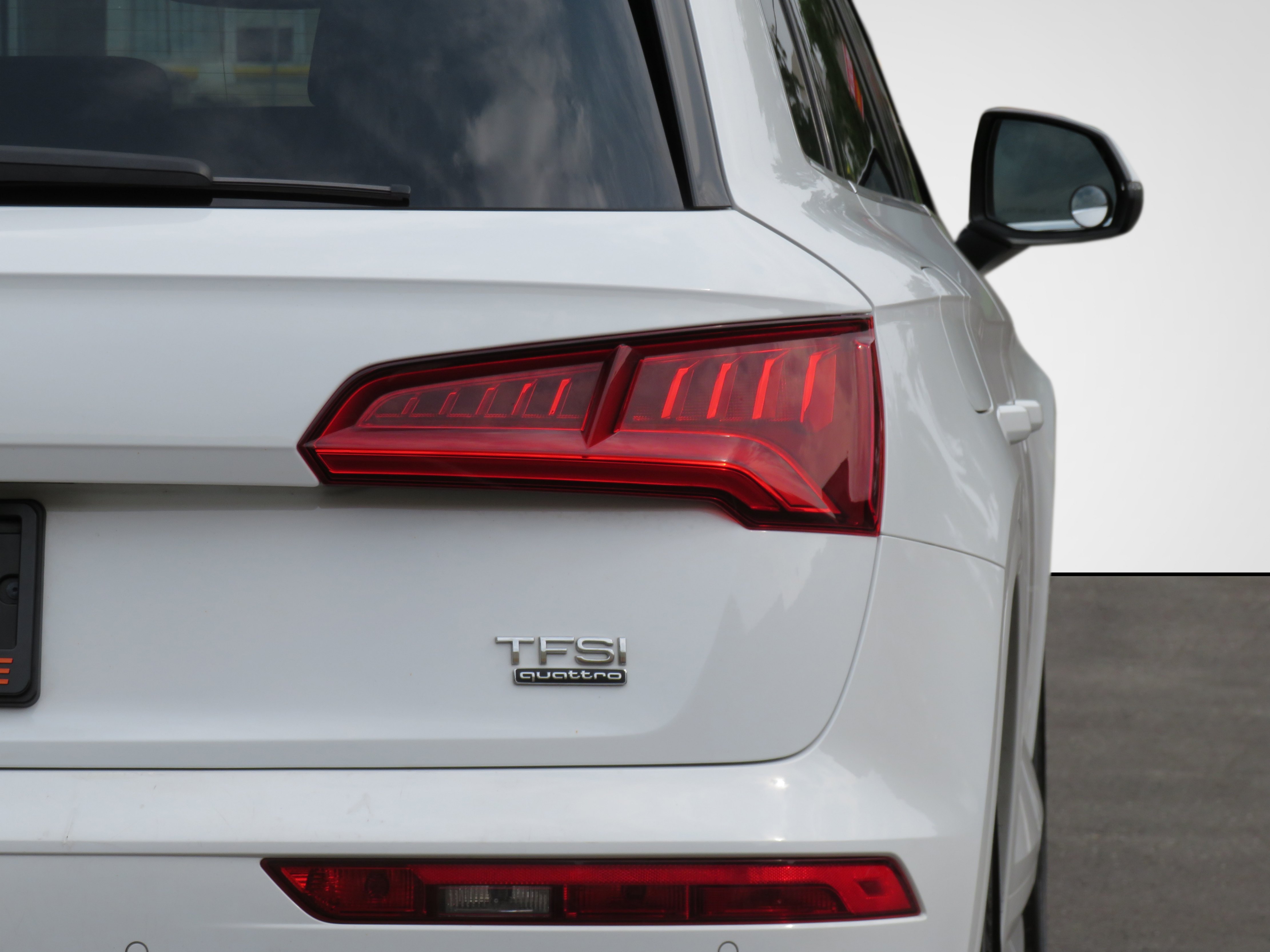 /laautomotive/2018-Audi-Q5-5755538308563046.jpg