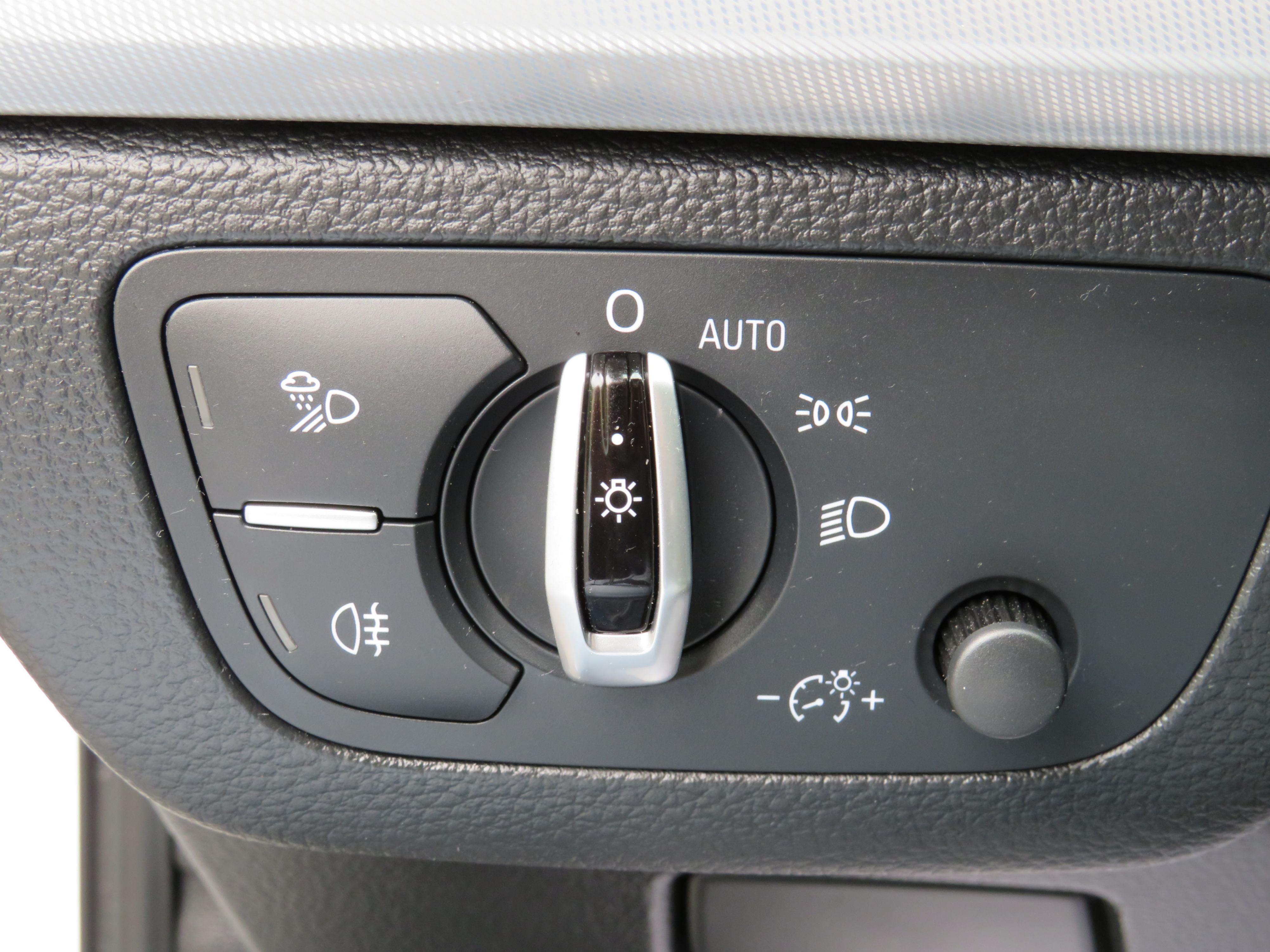 /laautomotive/2018-Audi-Q5-8048319211624368.jpg