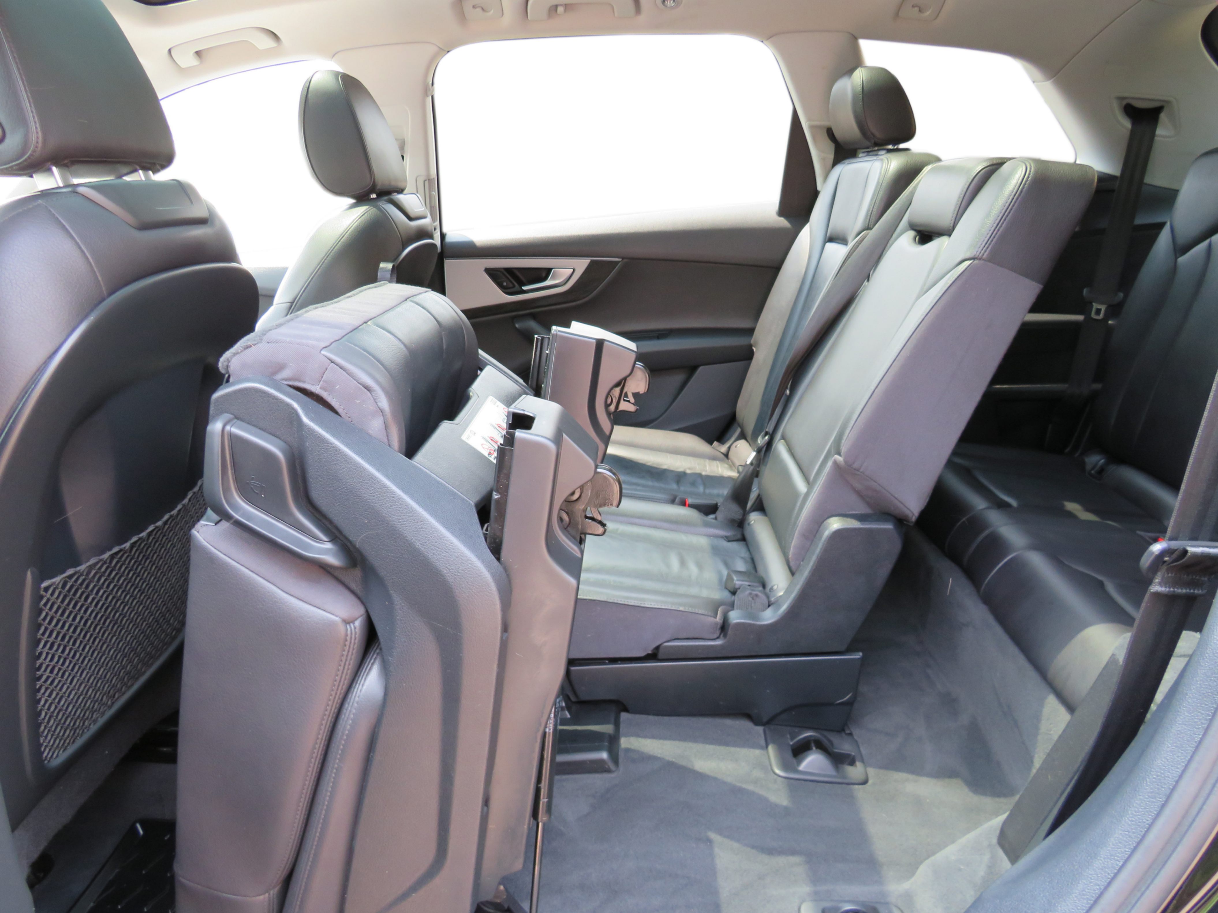 /laautomotive/2018-Audi-Q7-28411438818393053.jpg