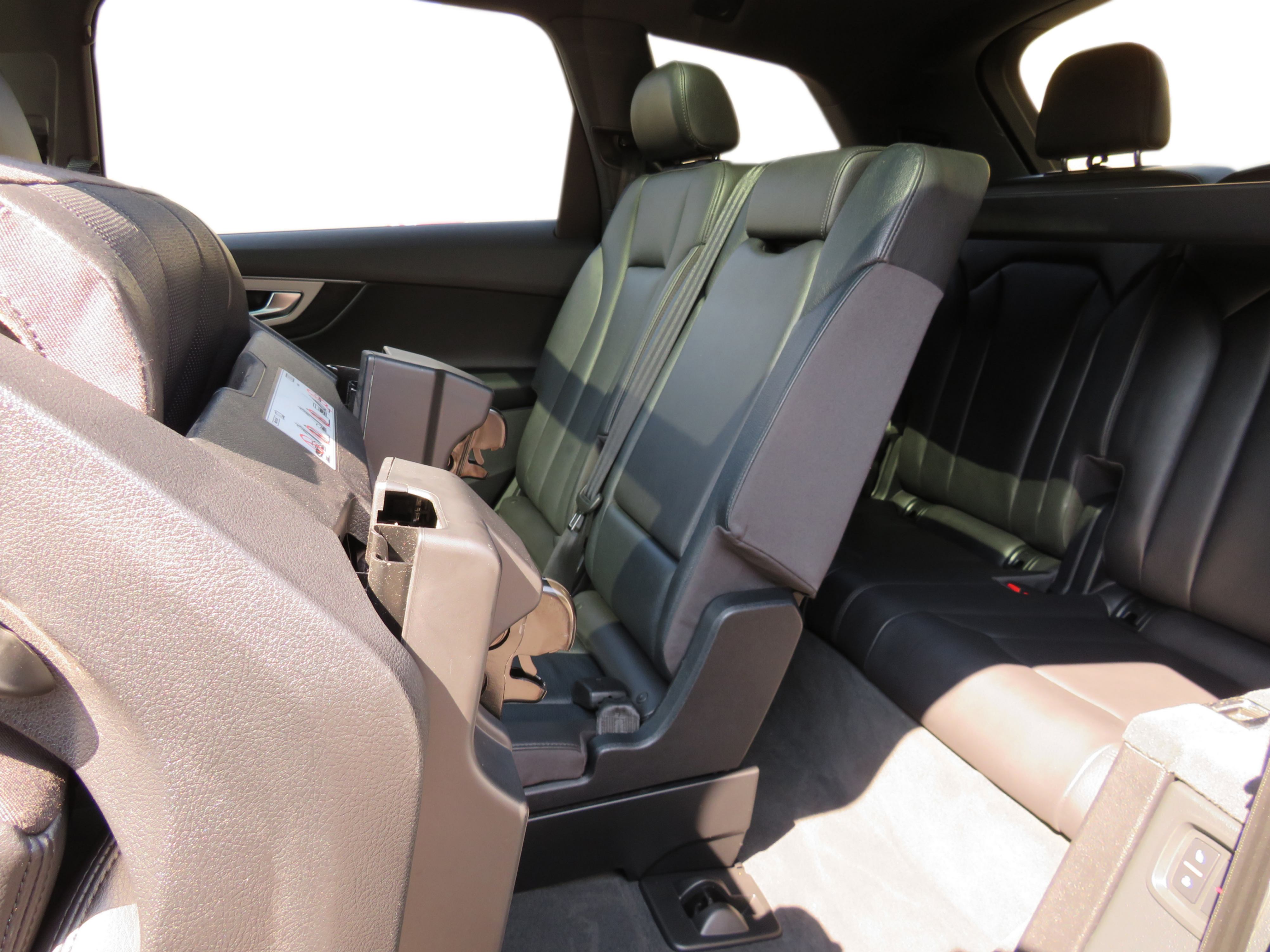 /laautomotive/2018-Audi-Q7-32994603391930455.jpg