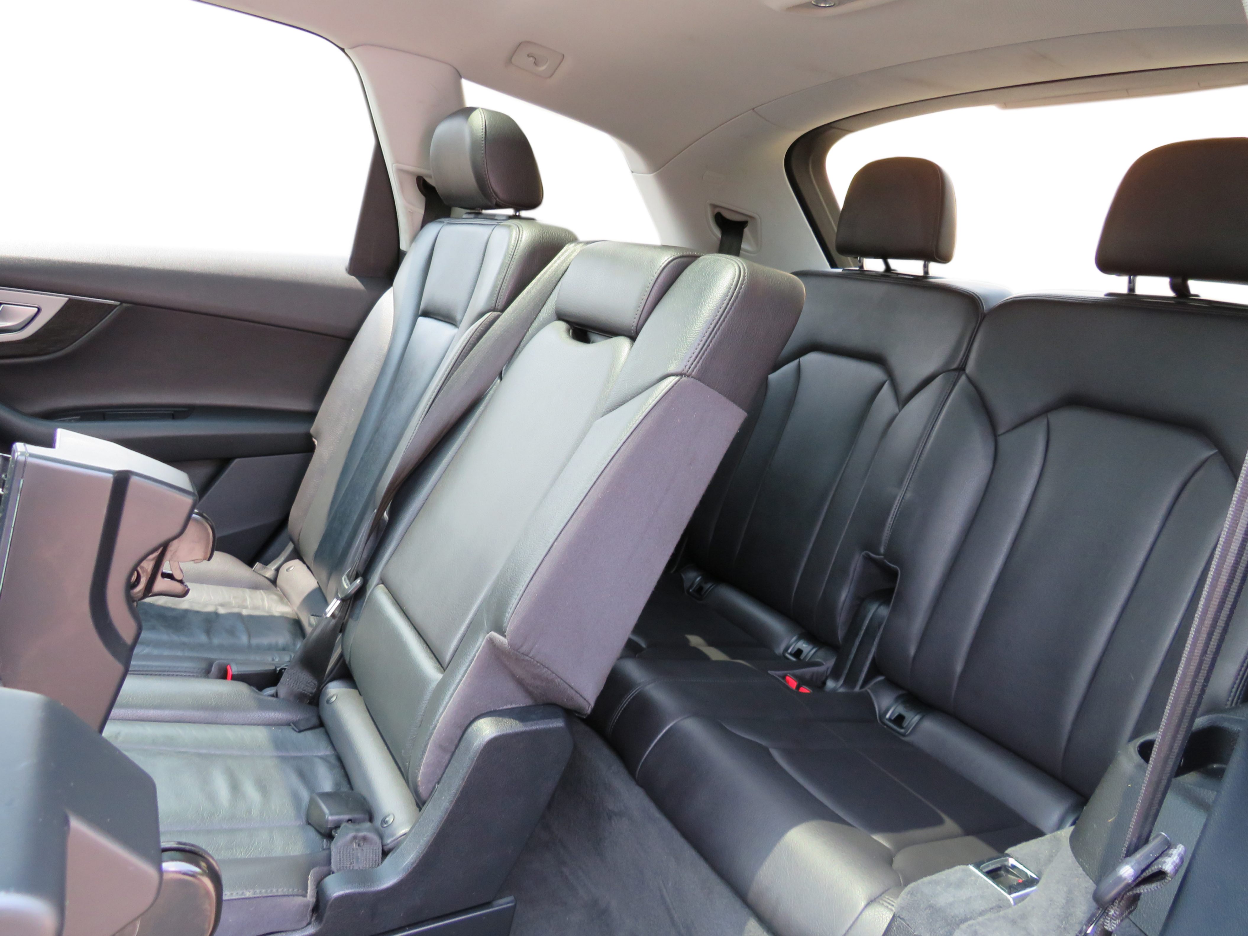/laautomotive/2018-Audi-Q7-5238644874497005.jpg