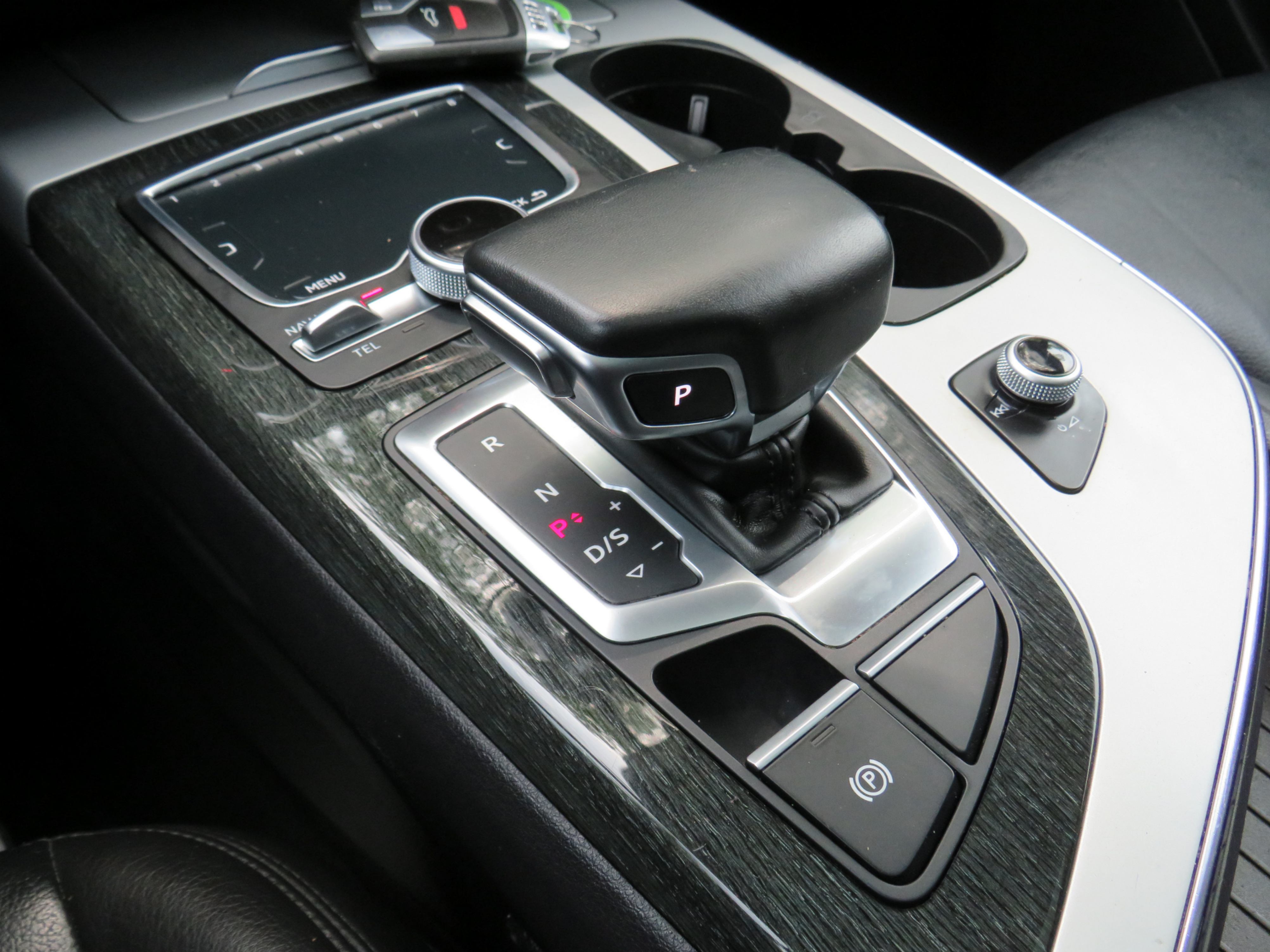 /laautomotive/2018-Audi-Q7-5638312067167373.jpg