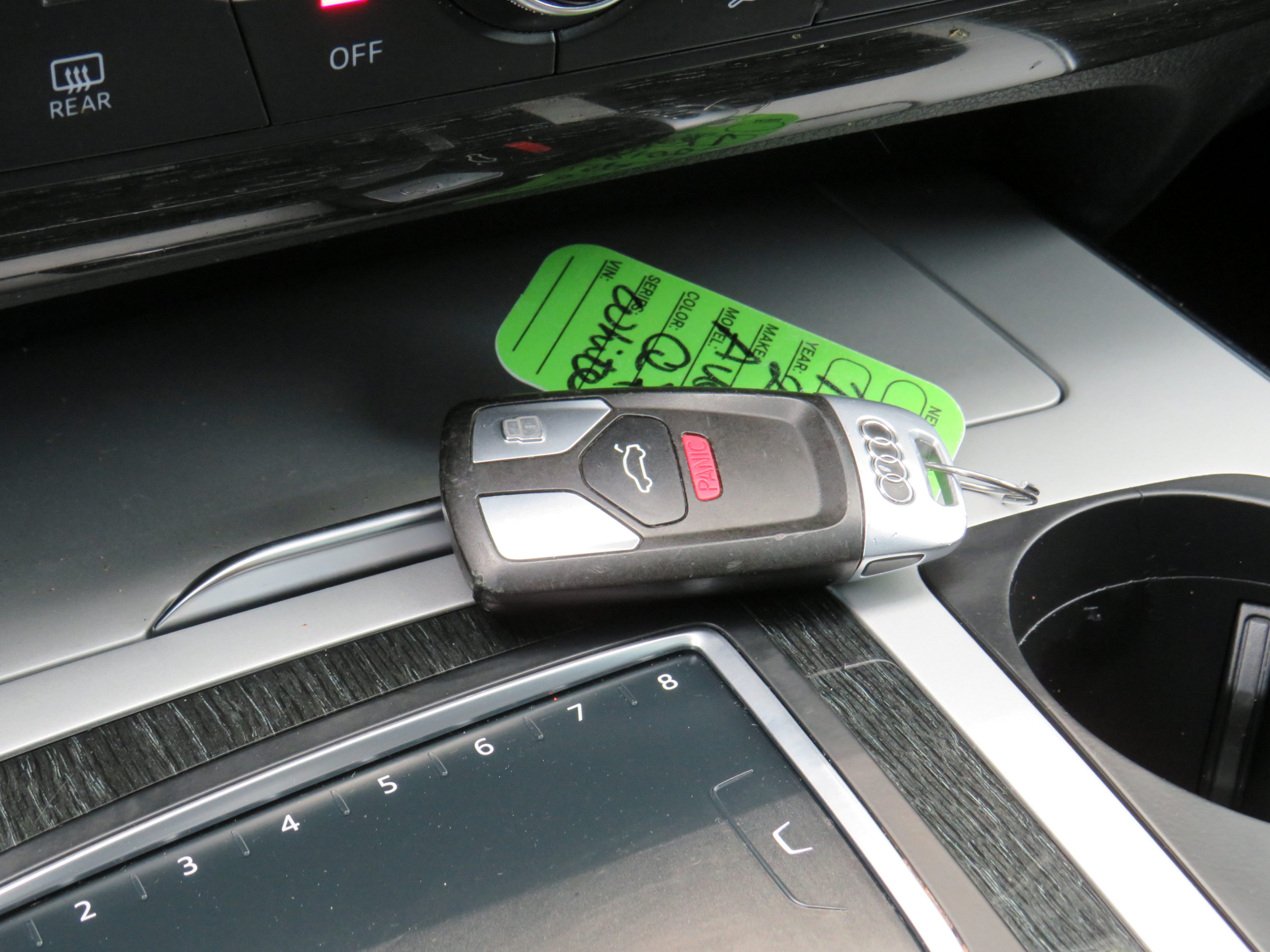 /laautomotive/2018-Audi-Q7-6347432499606065.jpg