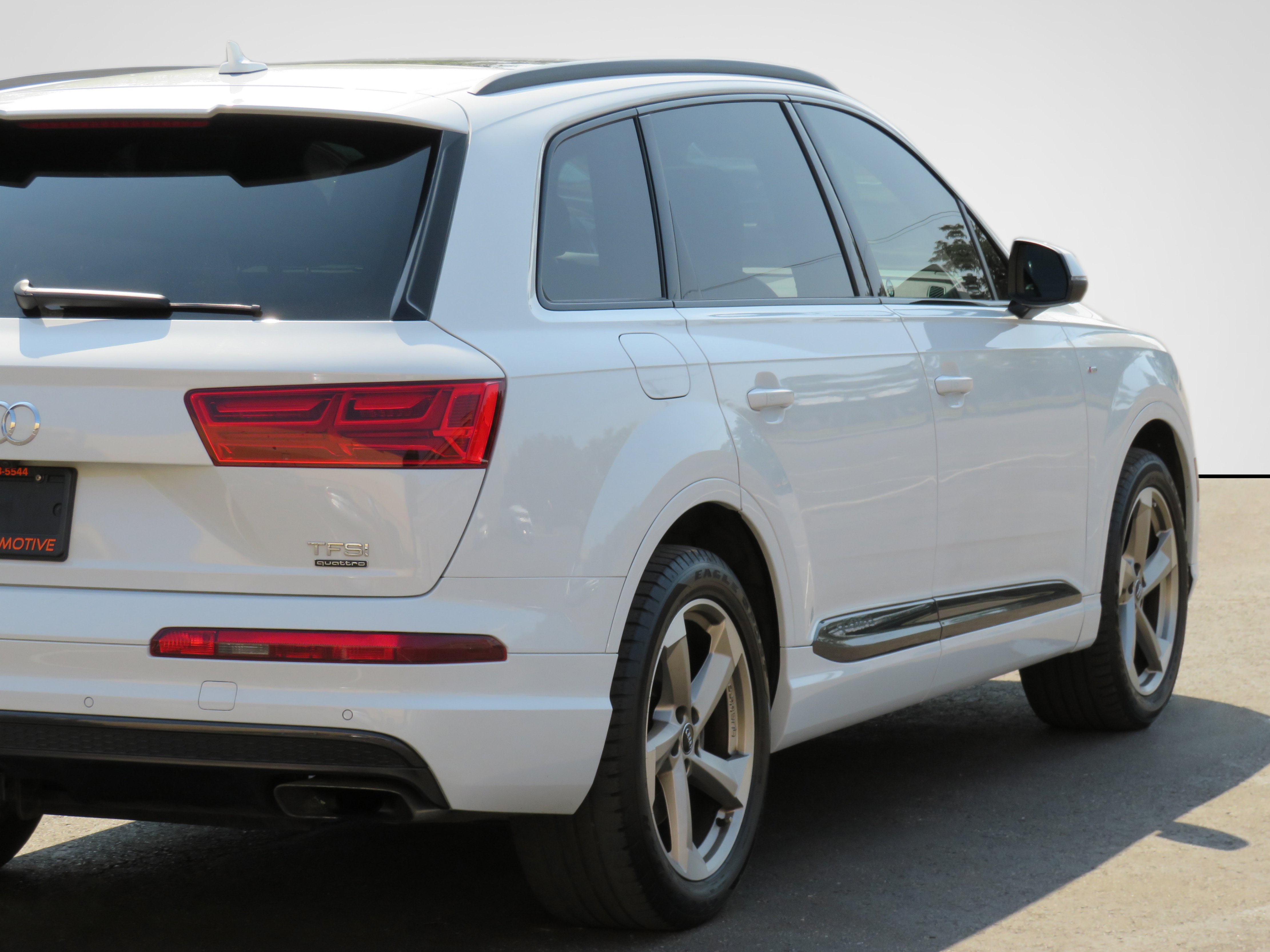 /laautomotive/2018-Audi-Q7-6662640466466372.jpg