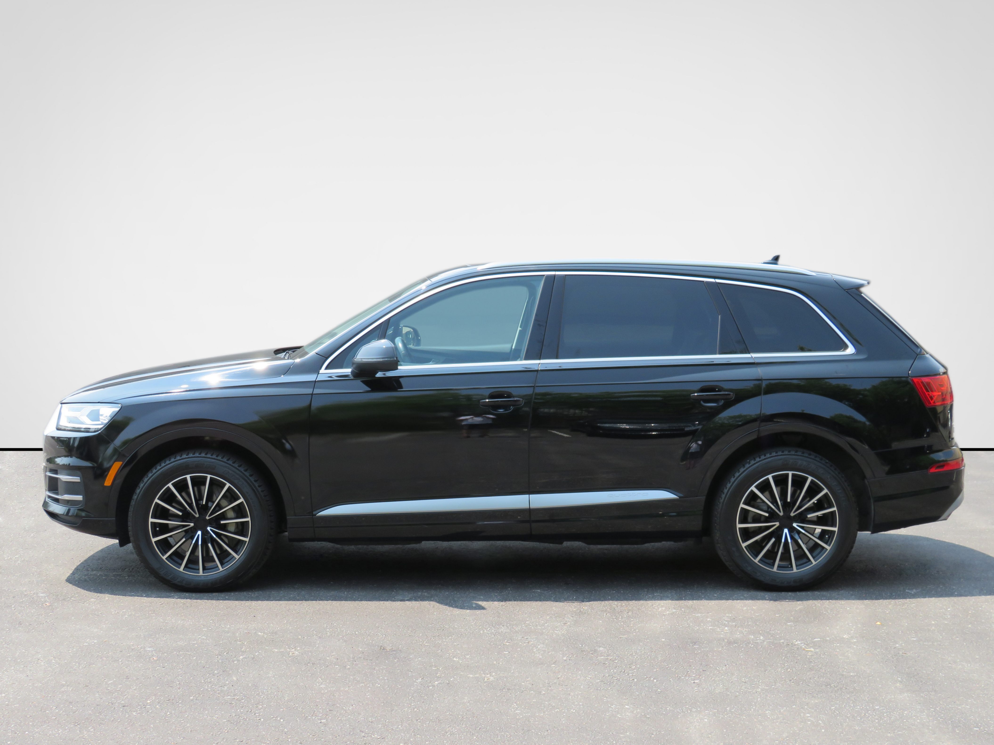 /laautomotive/2018-Audi-Q7-7884767367029444.jpg