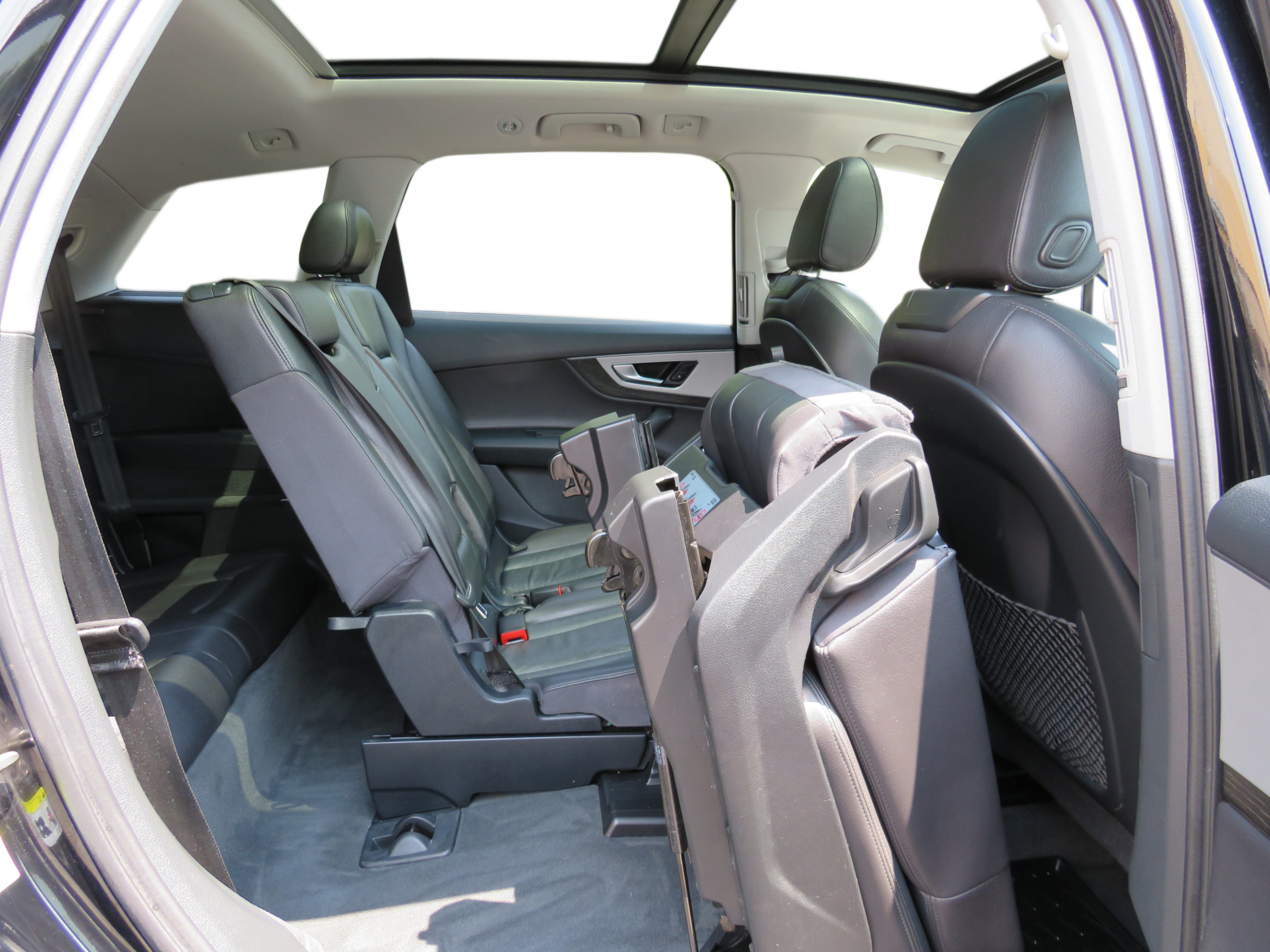 /laautomotive/2018-Audi-Q7-8289429665605534.jpg