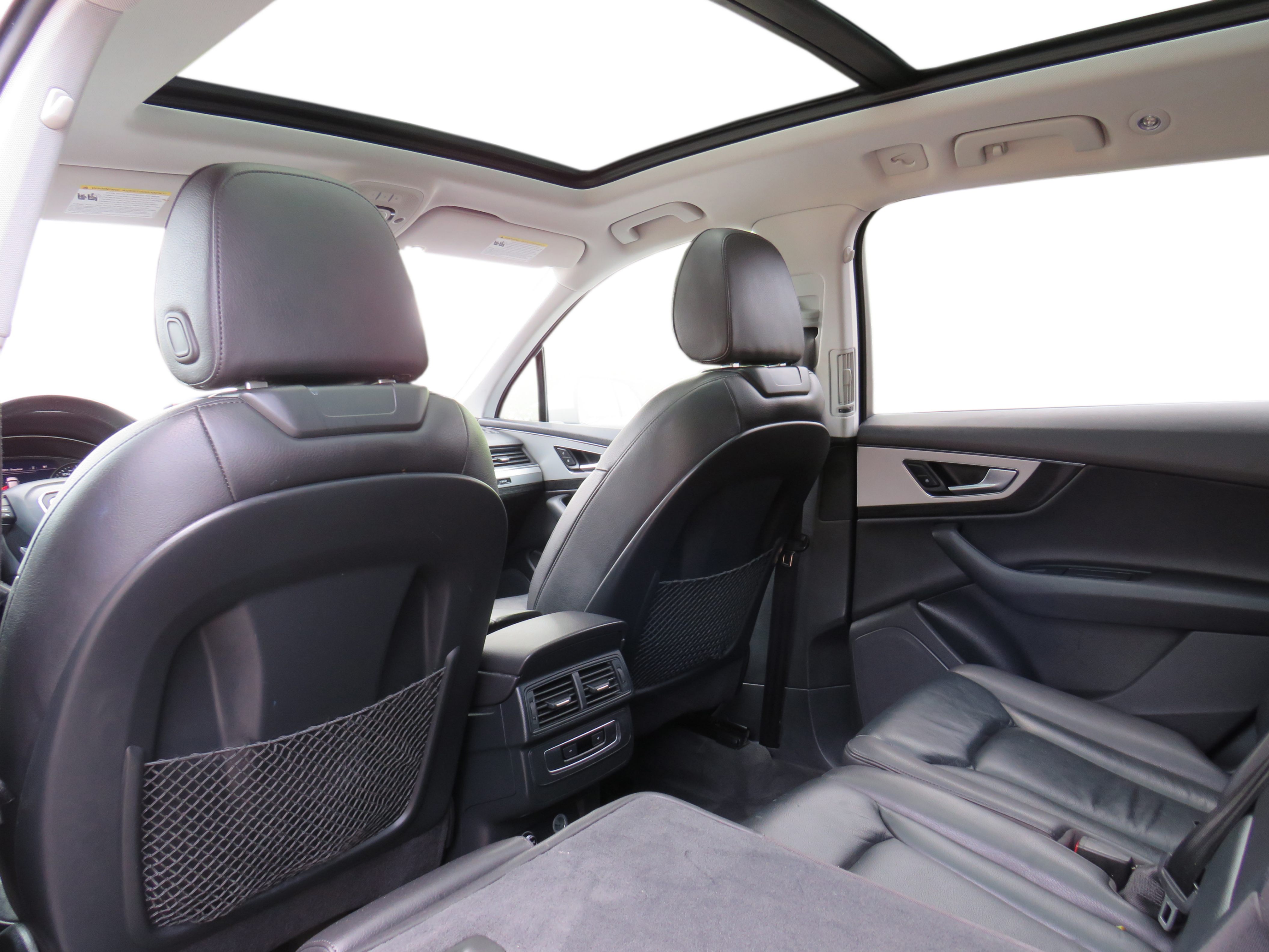 /laautomotive/2018-Audi-Q7-8358325845632888.jpg