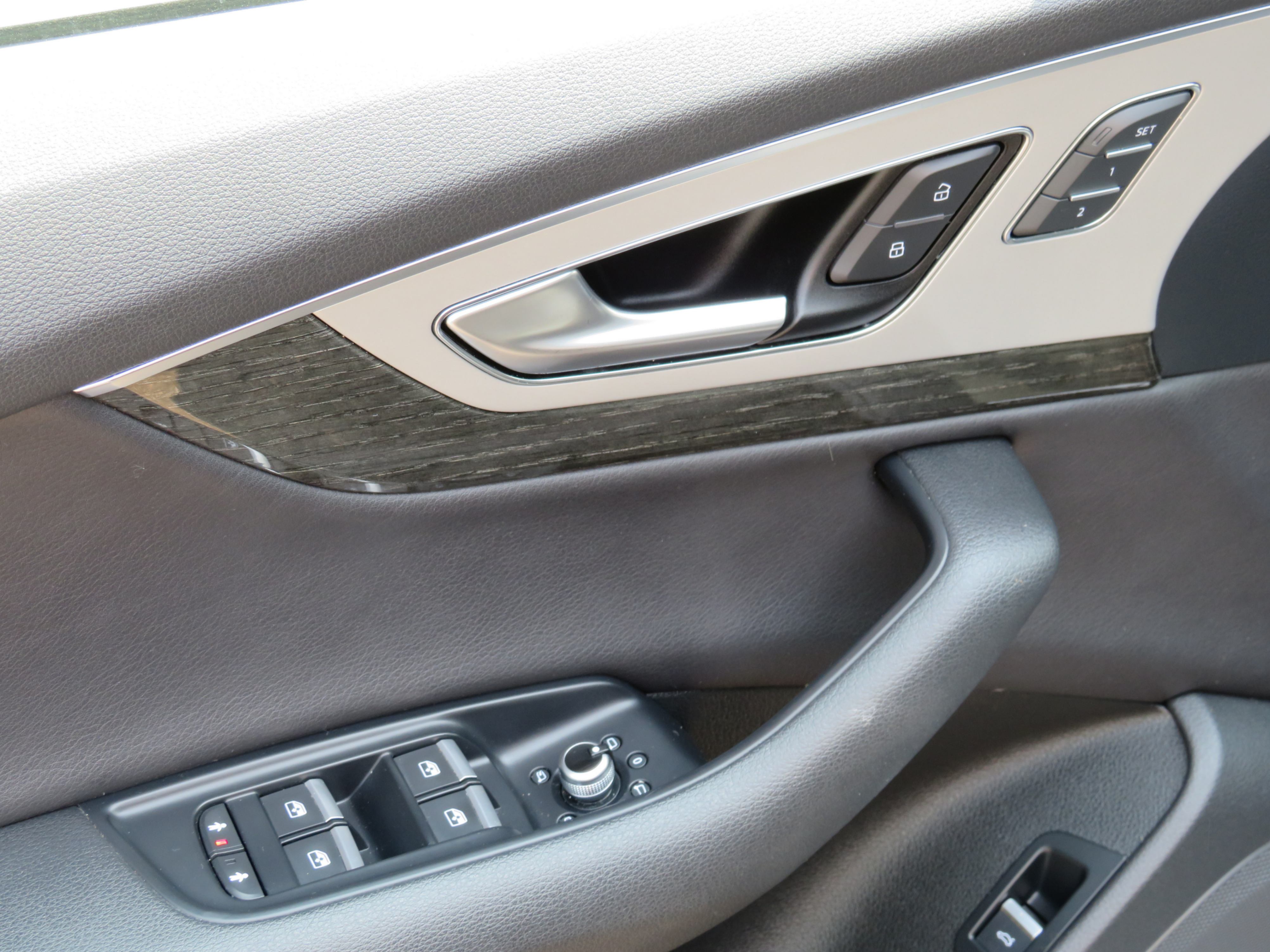 /laautomotive/2018-Audi-Q7-8738572423864333.jpg