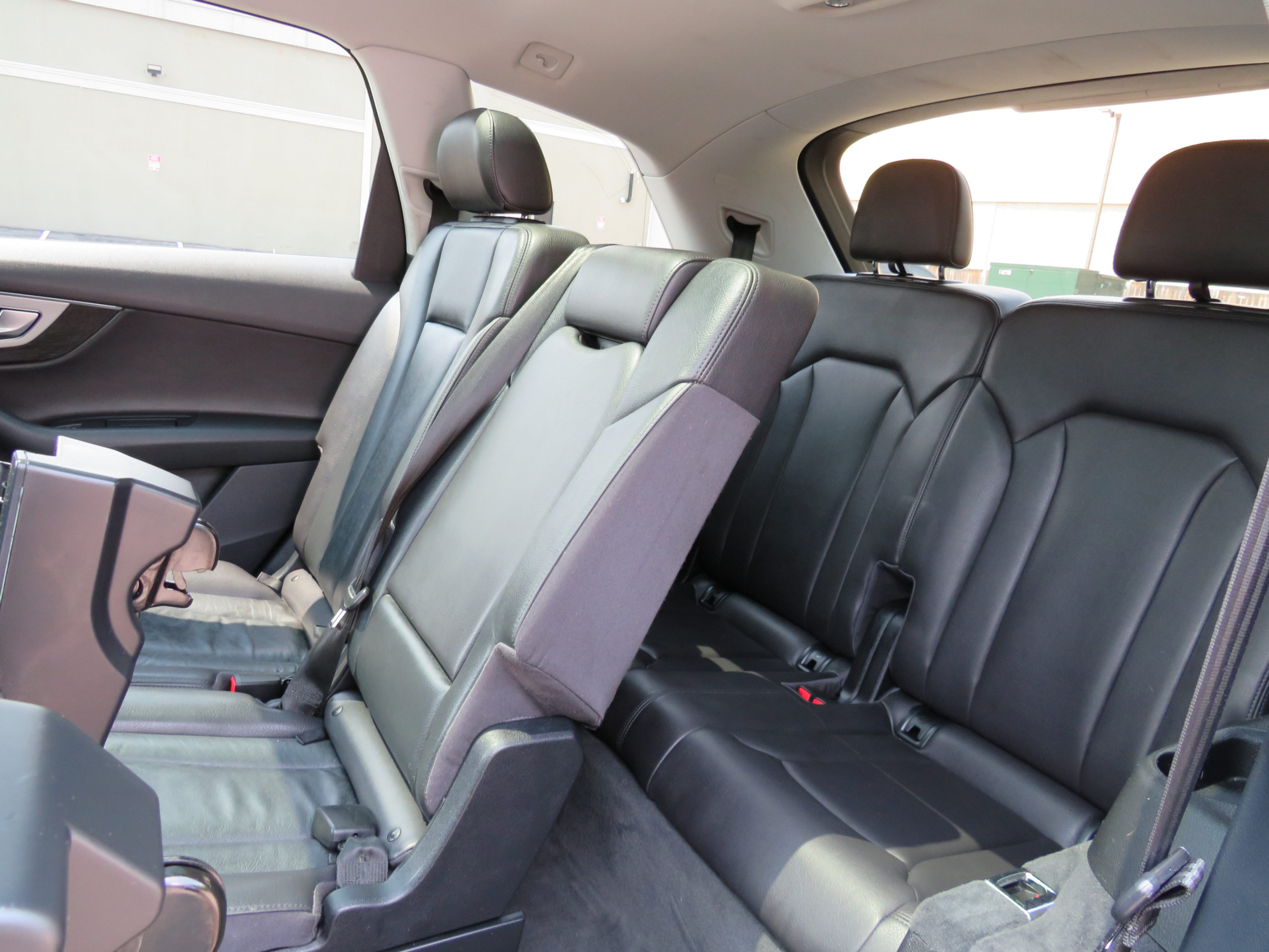 /laautomotive/2018-Audi-Q7-8983528588101508.jpg