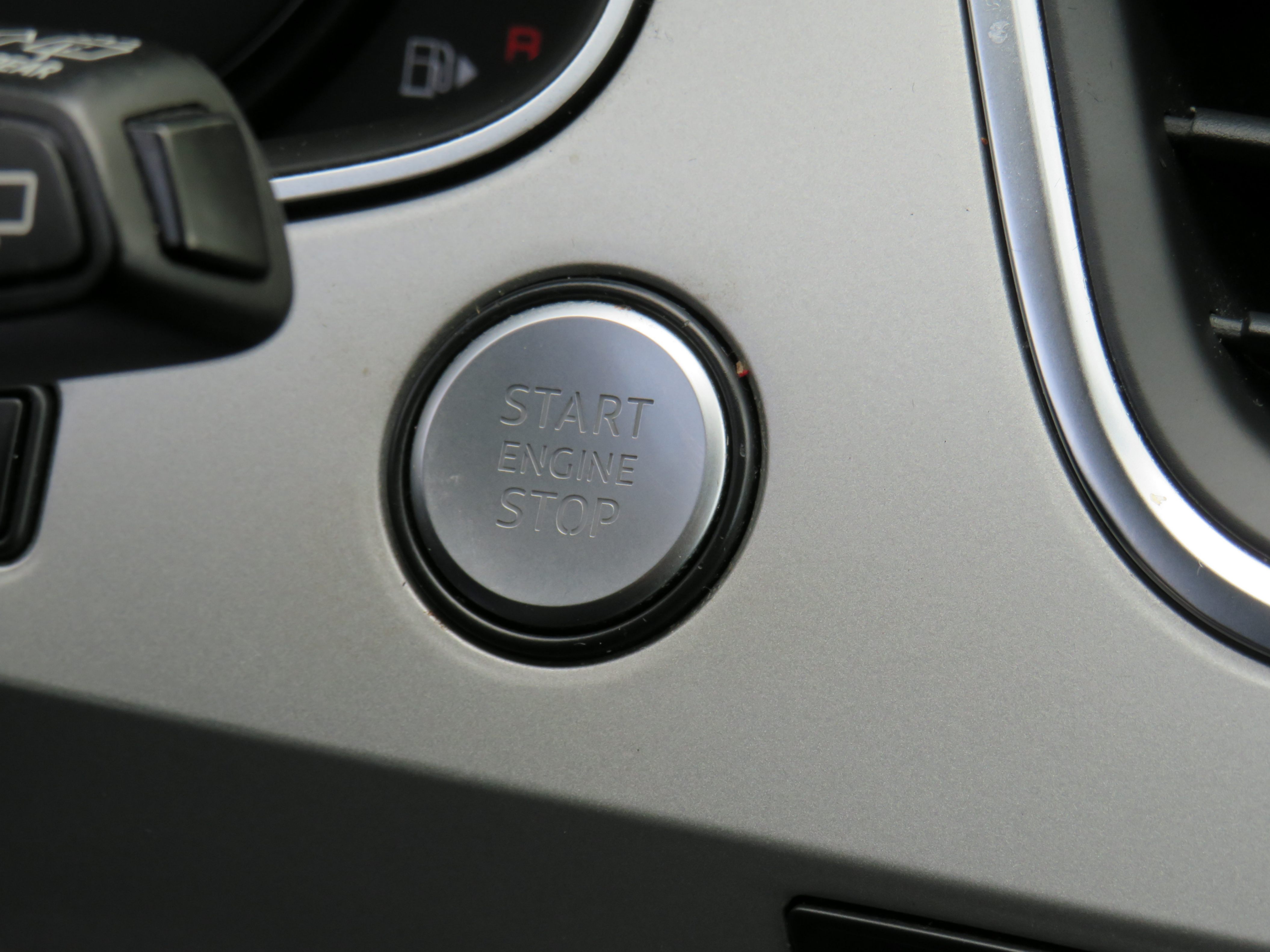 /laautomotive/2018-Audi-Q7-9946200229374902.jpg