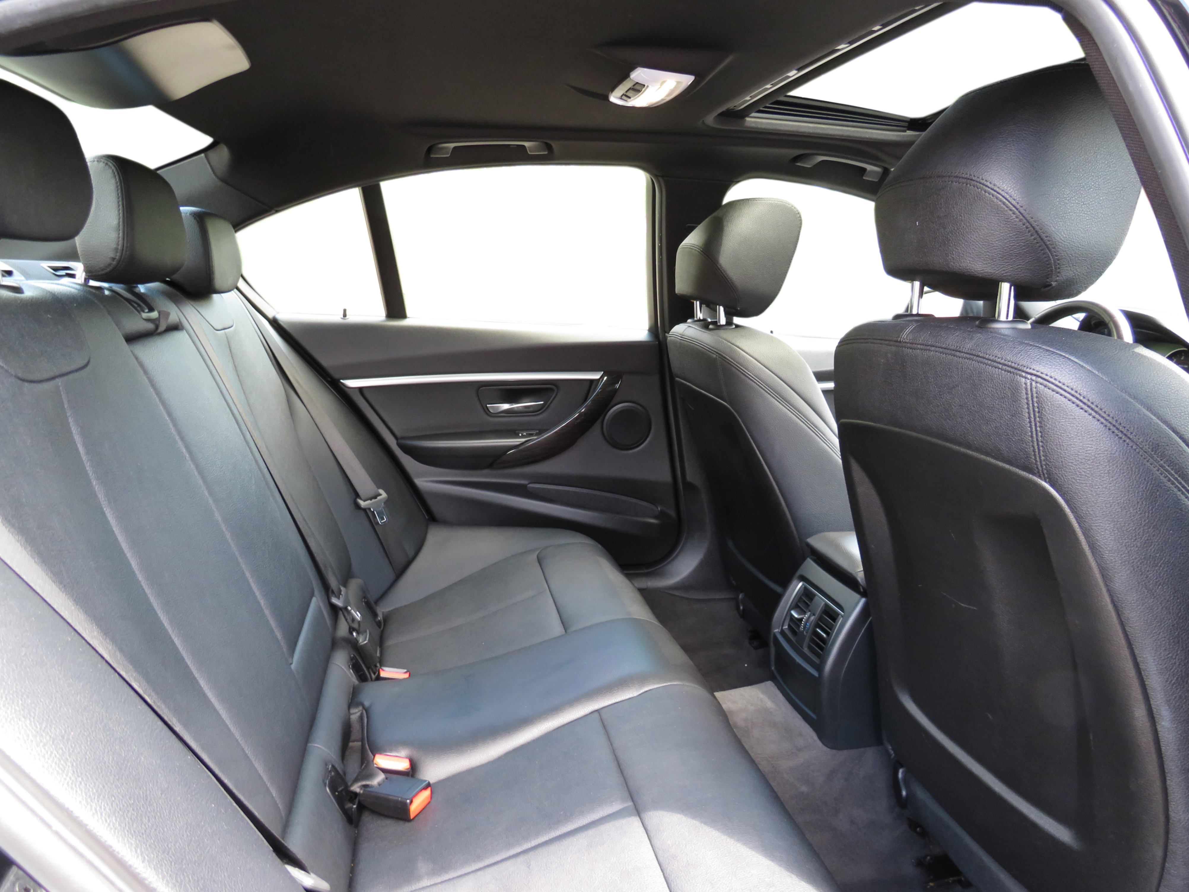 /laautomotive/2018-BMW-3-Series-4569432008527541.jpg