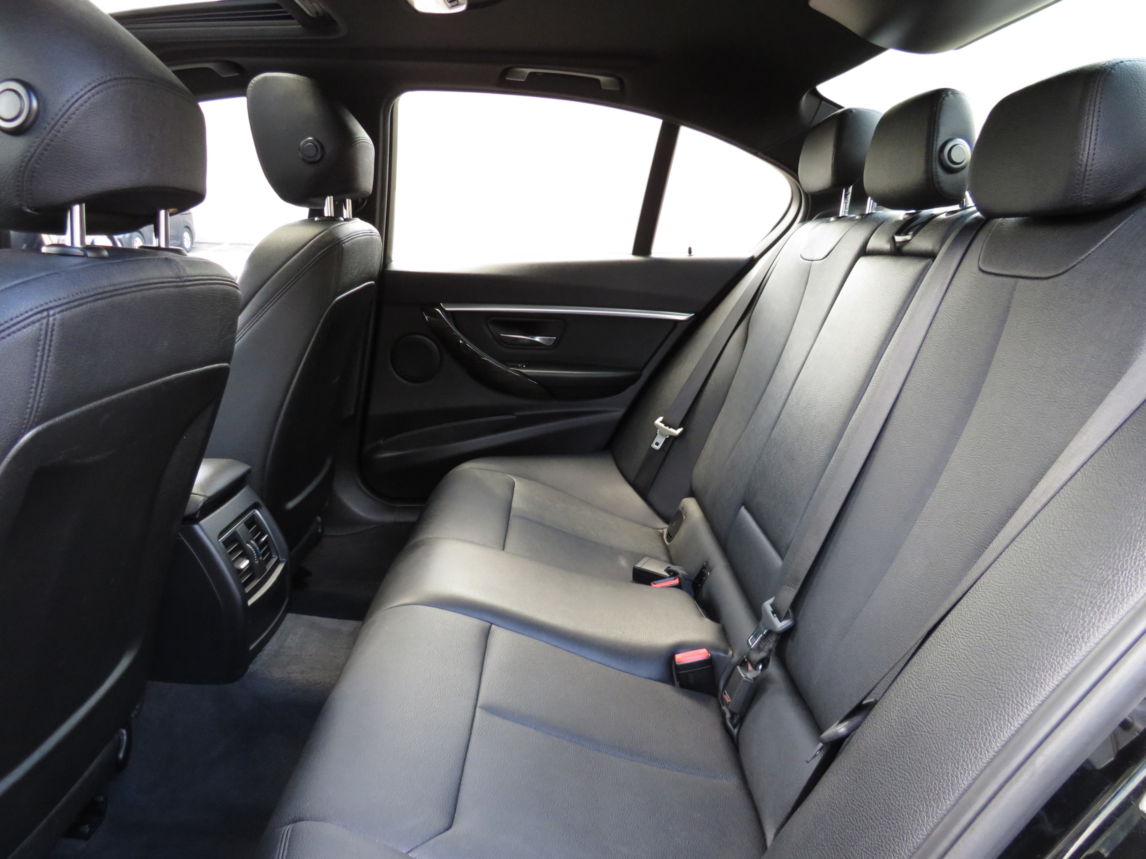 /laautomotive/2018-BMW-3-Series-9672820613568454.jpg