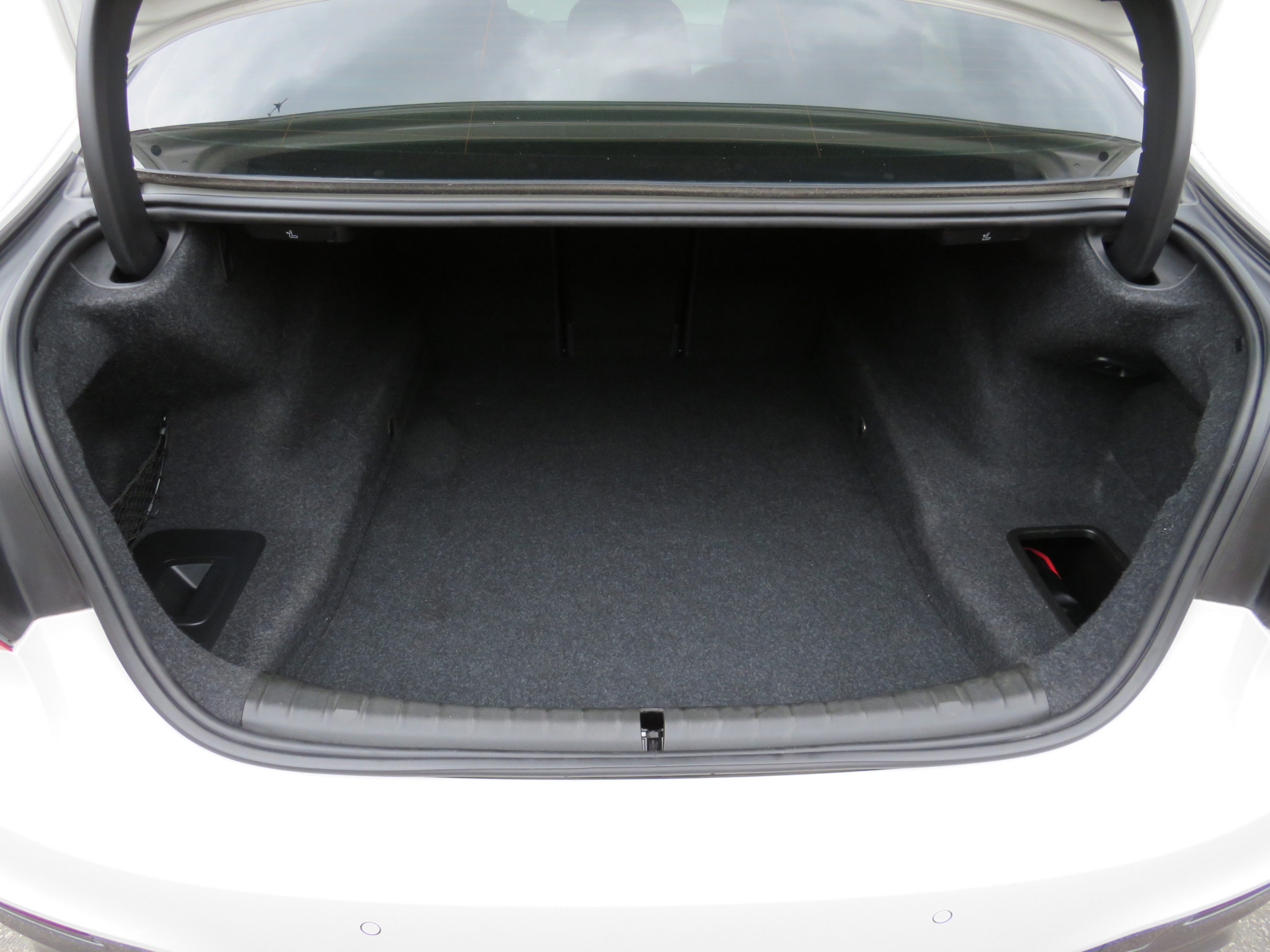 /laautomotive/2018-BMW-5-Series-09668120844806283.jpg