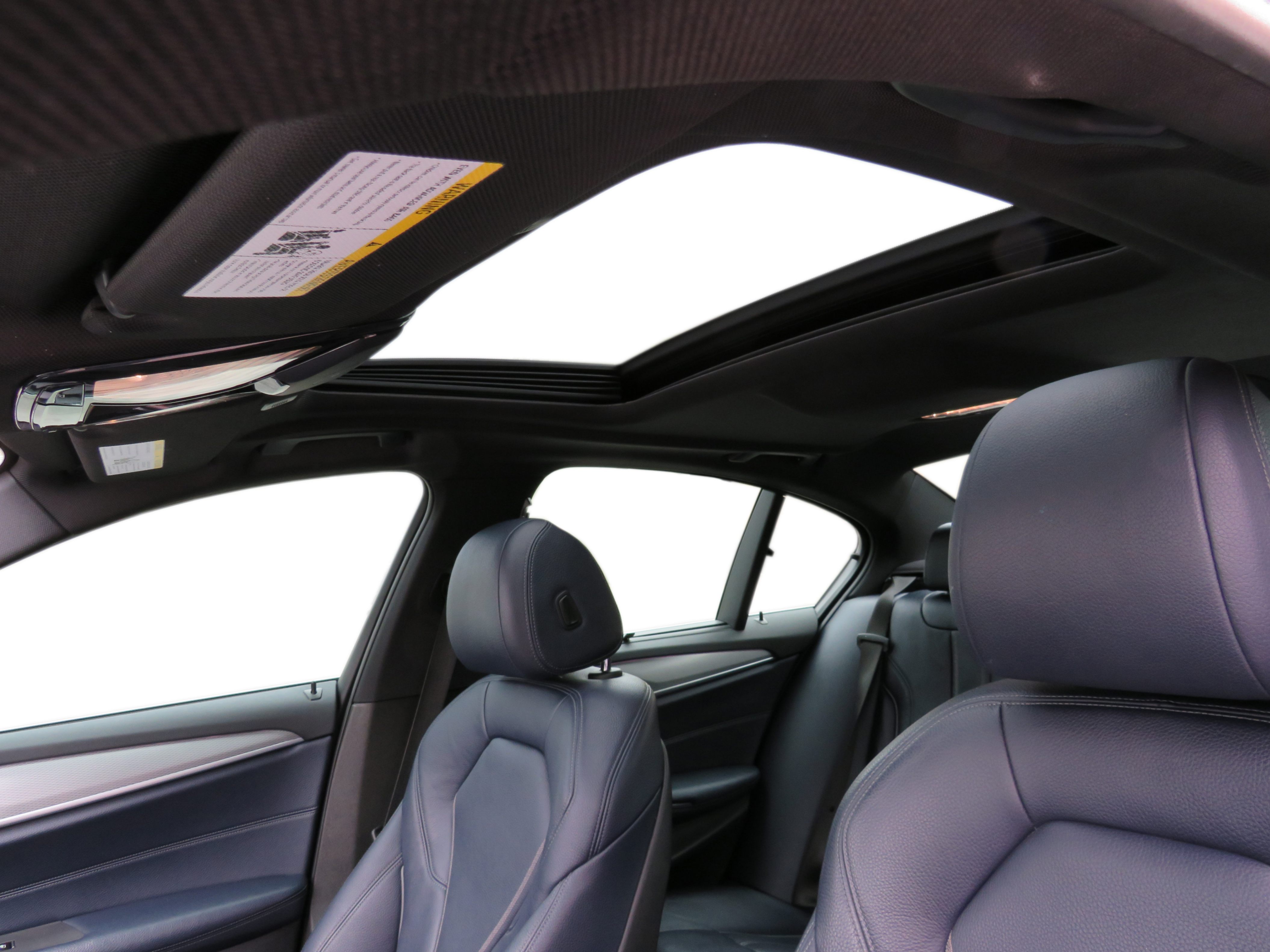 /laautomotive/2018-BMW-5-Series-8145574219851115.jpg