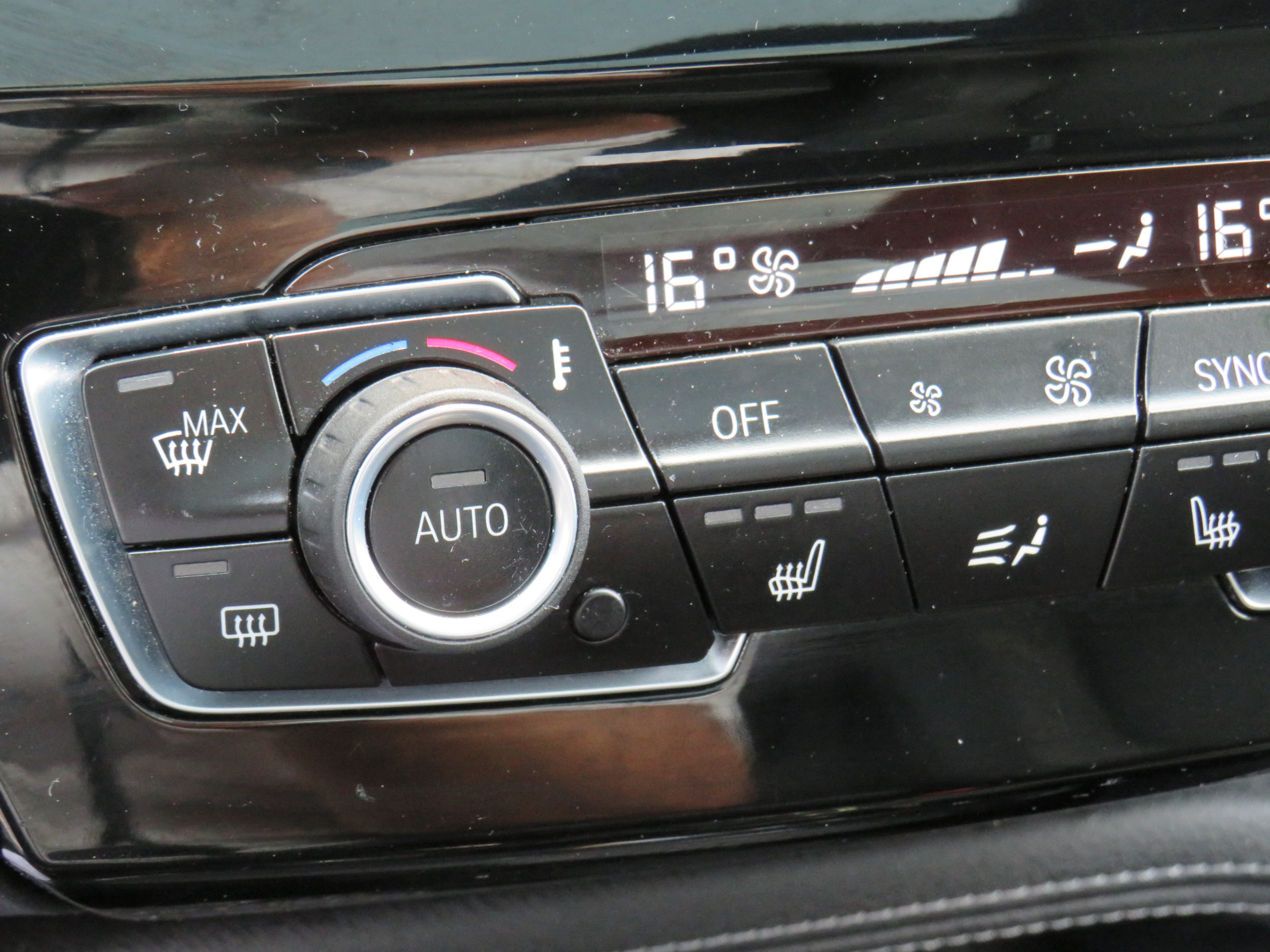/laautomotive/2018-BMW-X1-12433632762250557.jpg