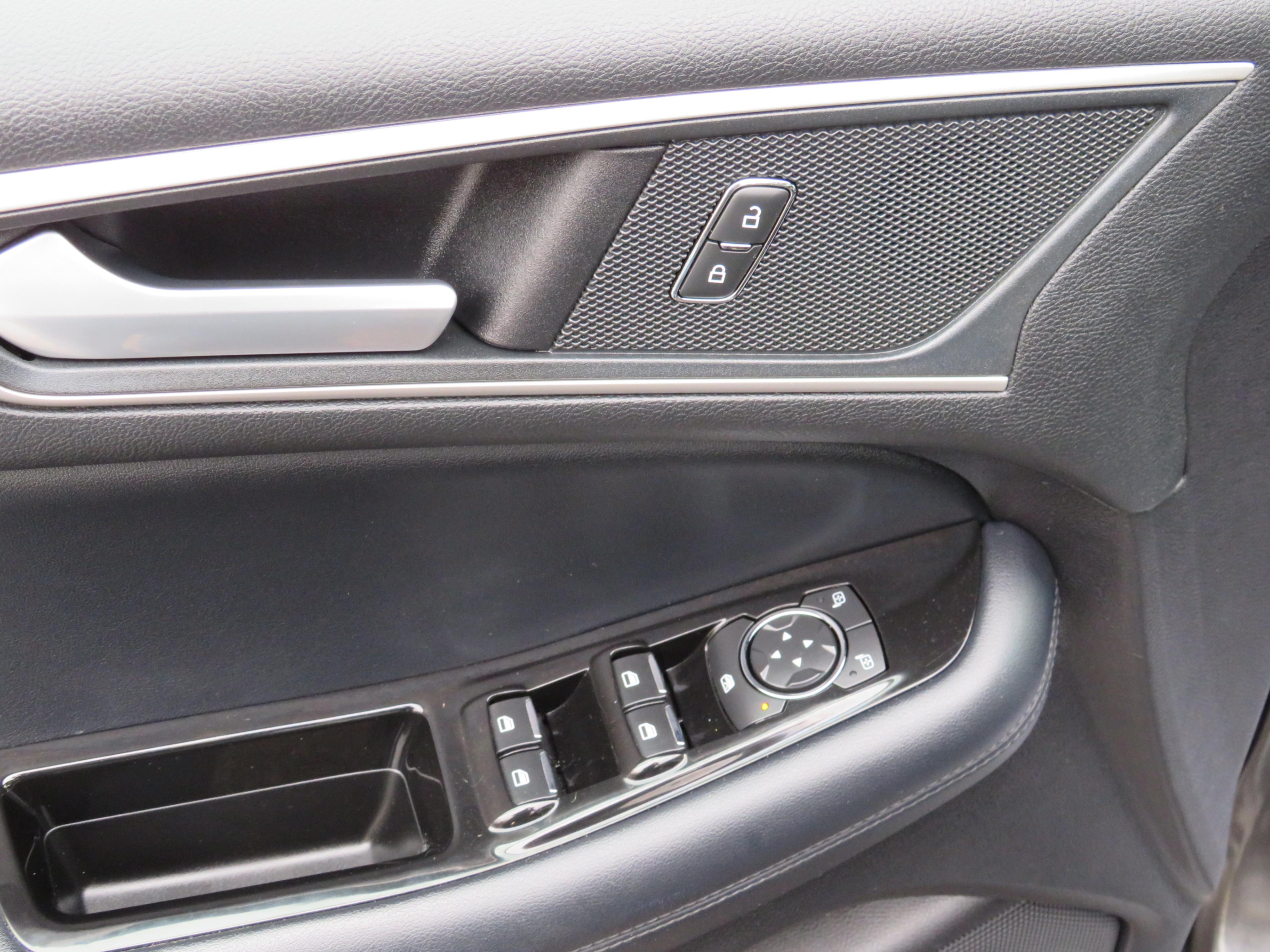 /laautomotive/2018-Ford-Edge-6615696226443473.jpg