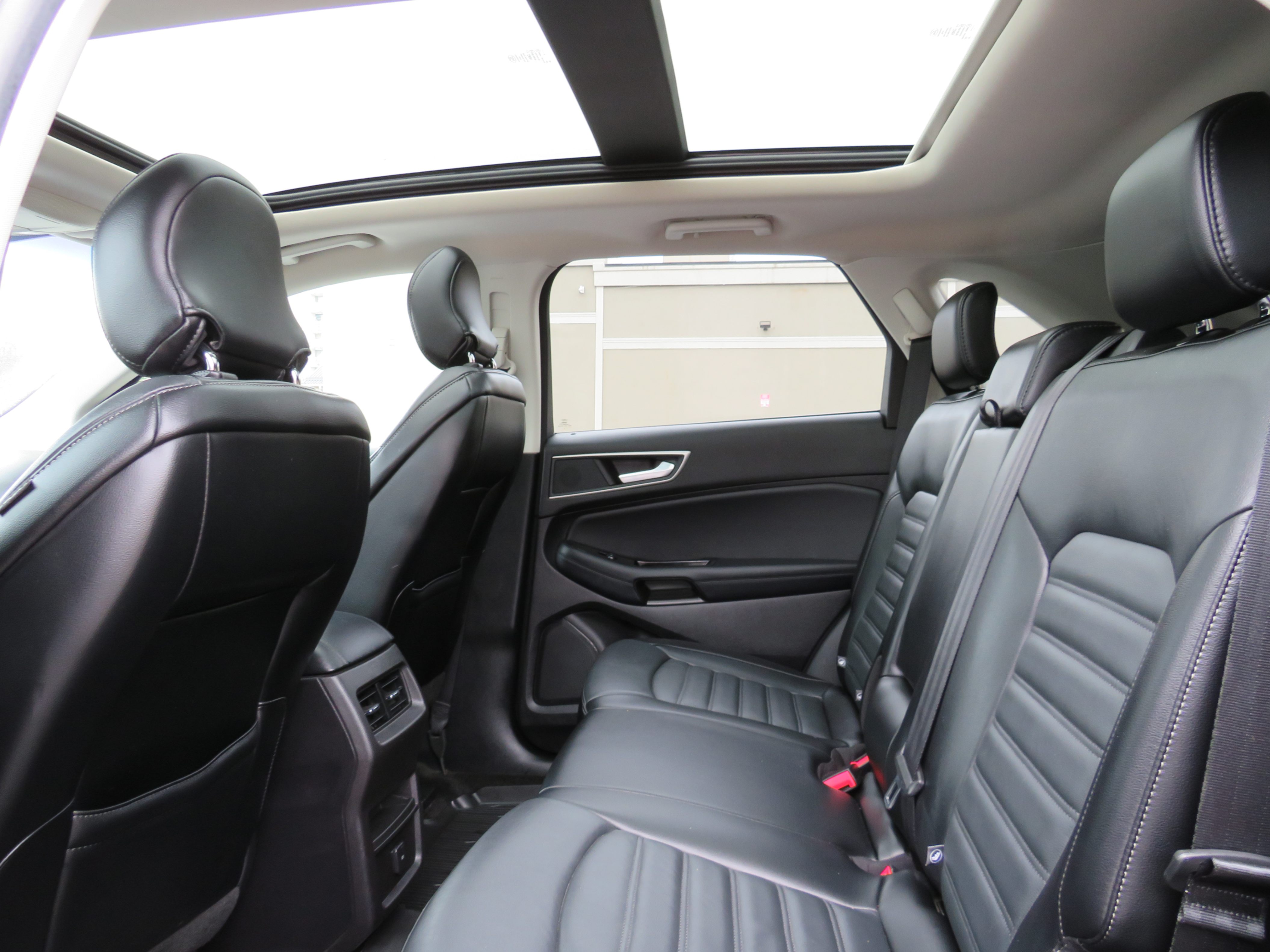 /laautomotive/2018-Ford-Edge-6905743224741874.jpg