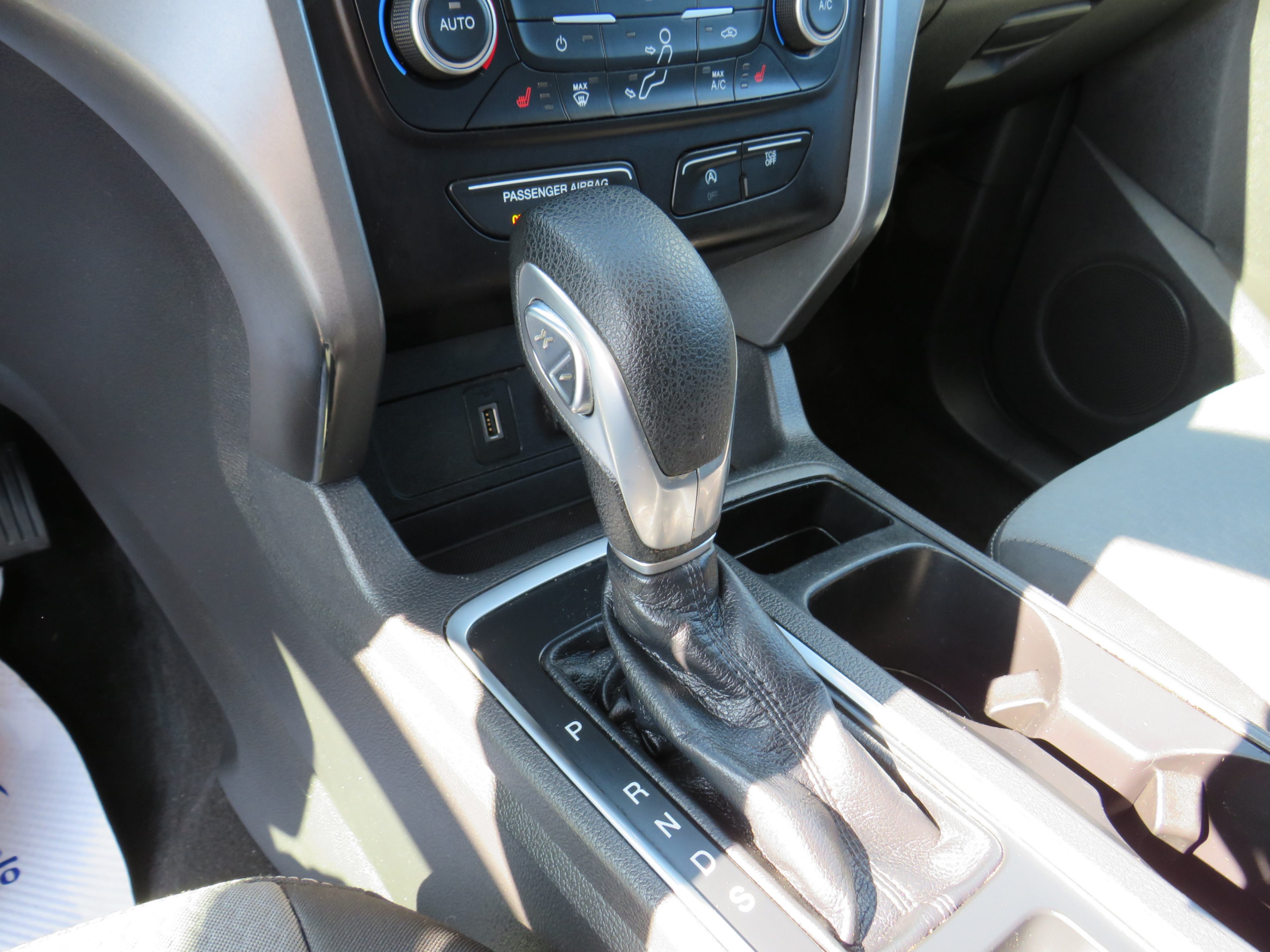 /laautomotive/2018-Ford-Escape-5775233402767481.jpg