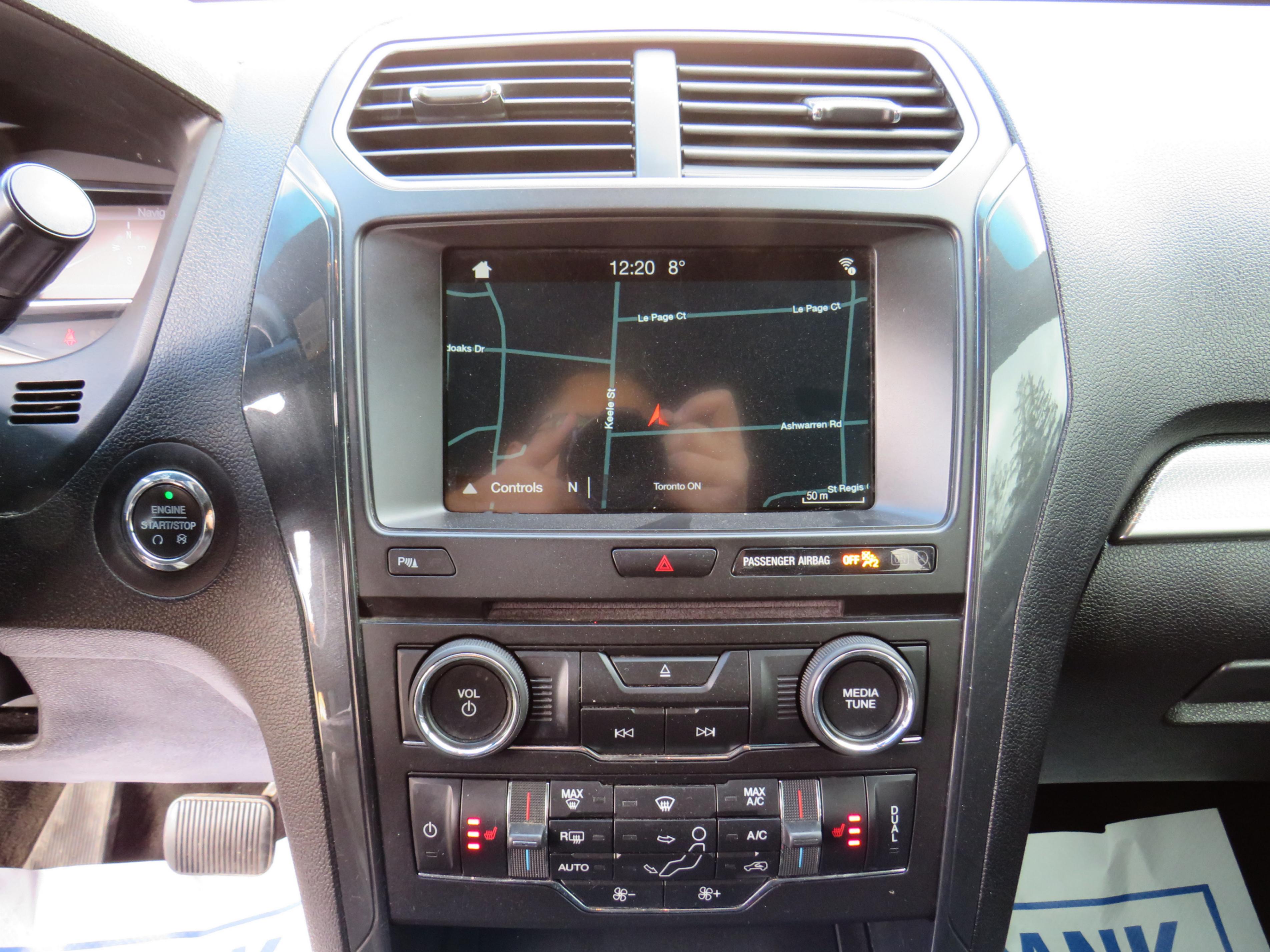 /laautomotive/2018-Ford-Explorer-28171021237549376.jpg