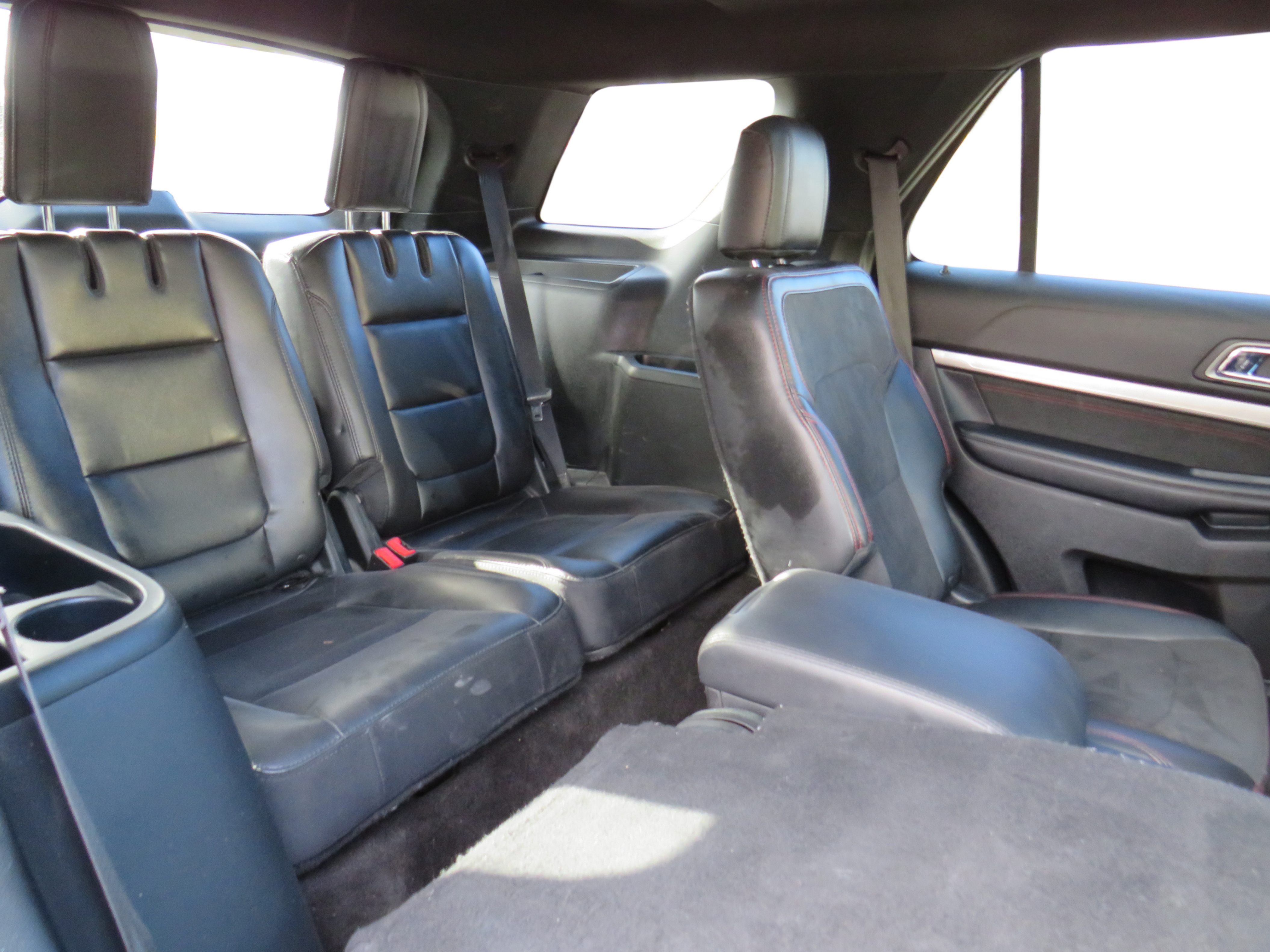 /laautomotive/2018-Ford-Explorer-8845174808988385.jpg