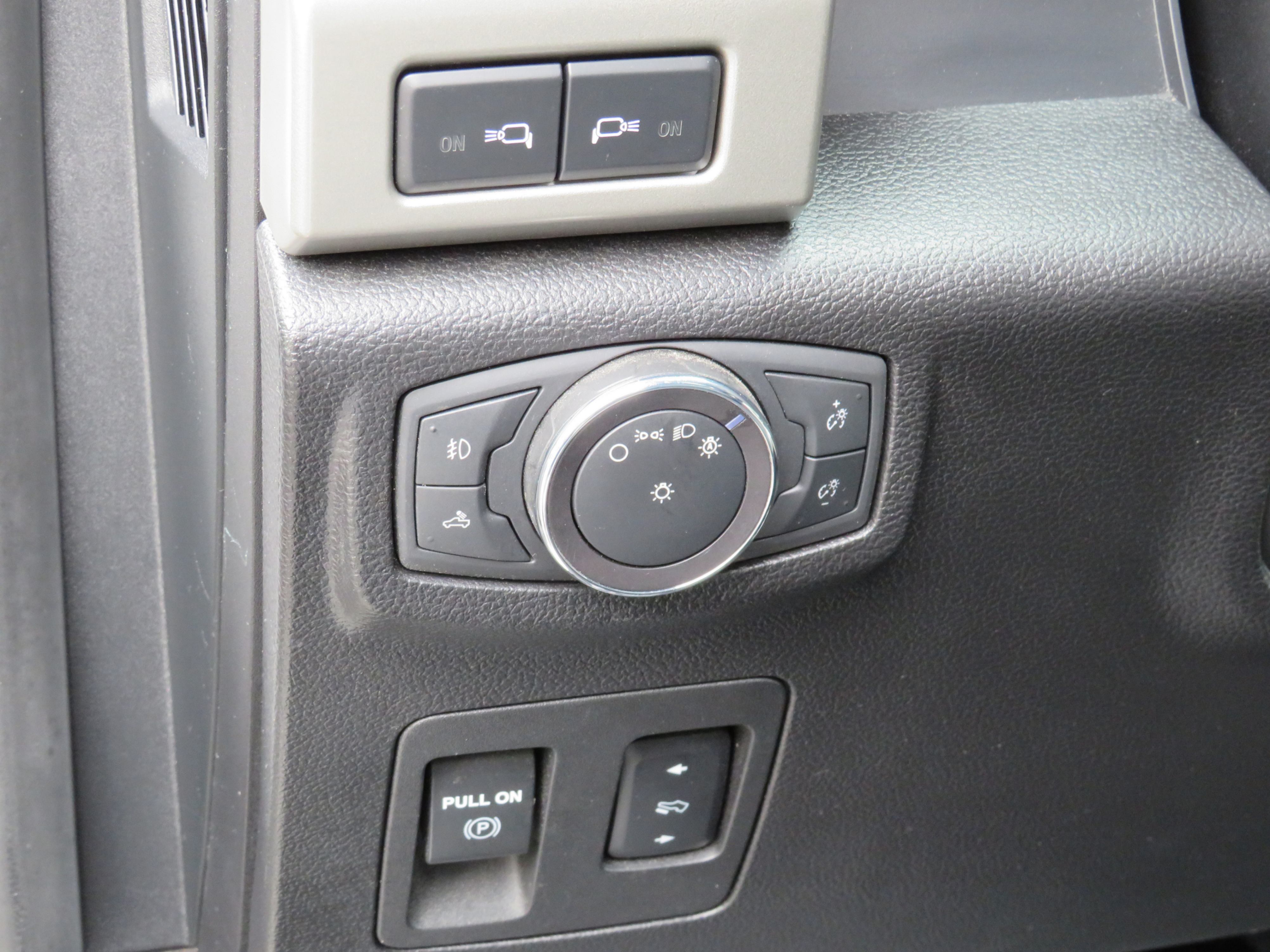 /laautomotive/2018-Ford-F-150-7332783025964817.jpg