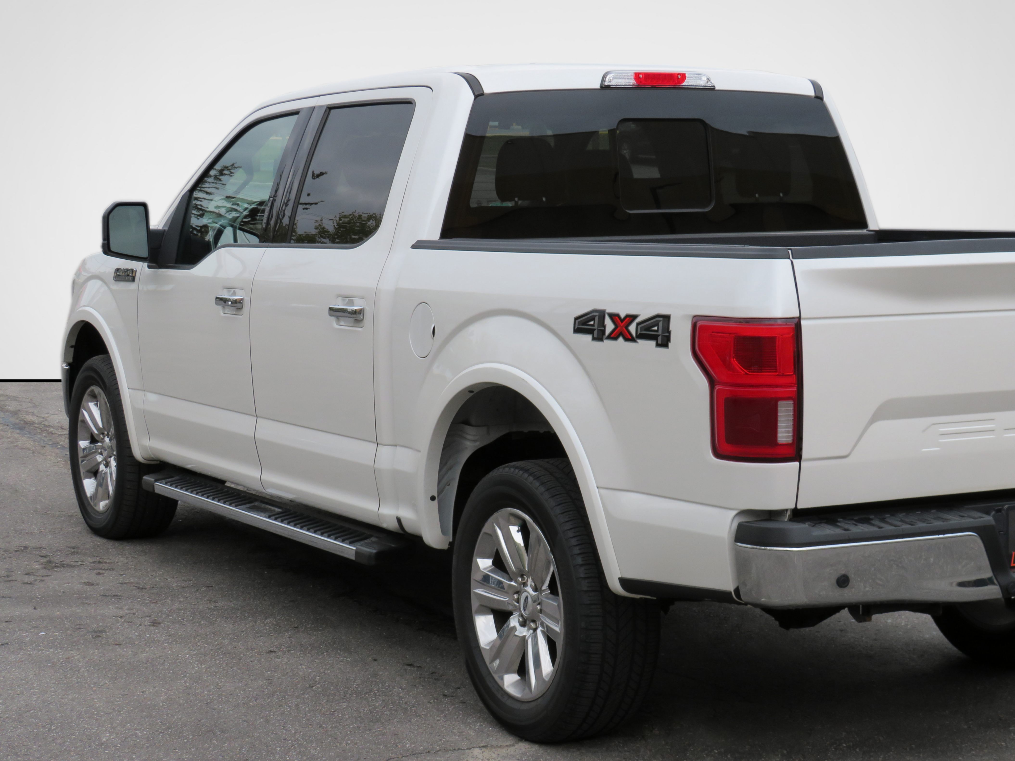 /laautomotive/2018-Ford-F-150-8141229546395896.jpg