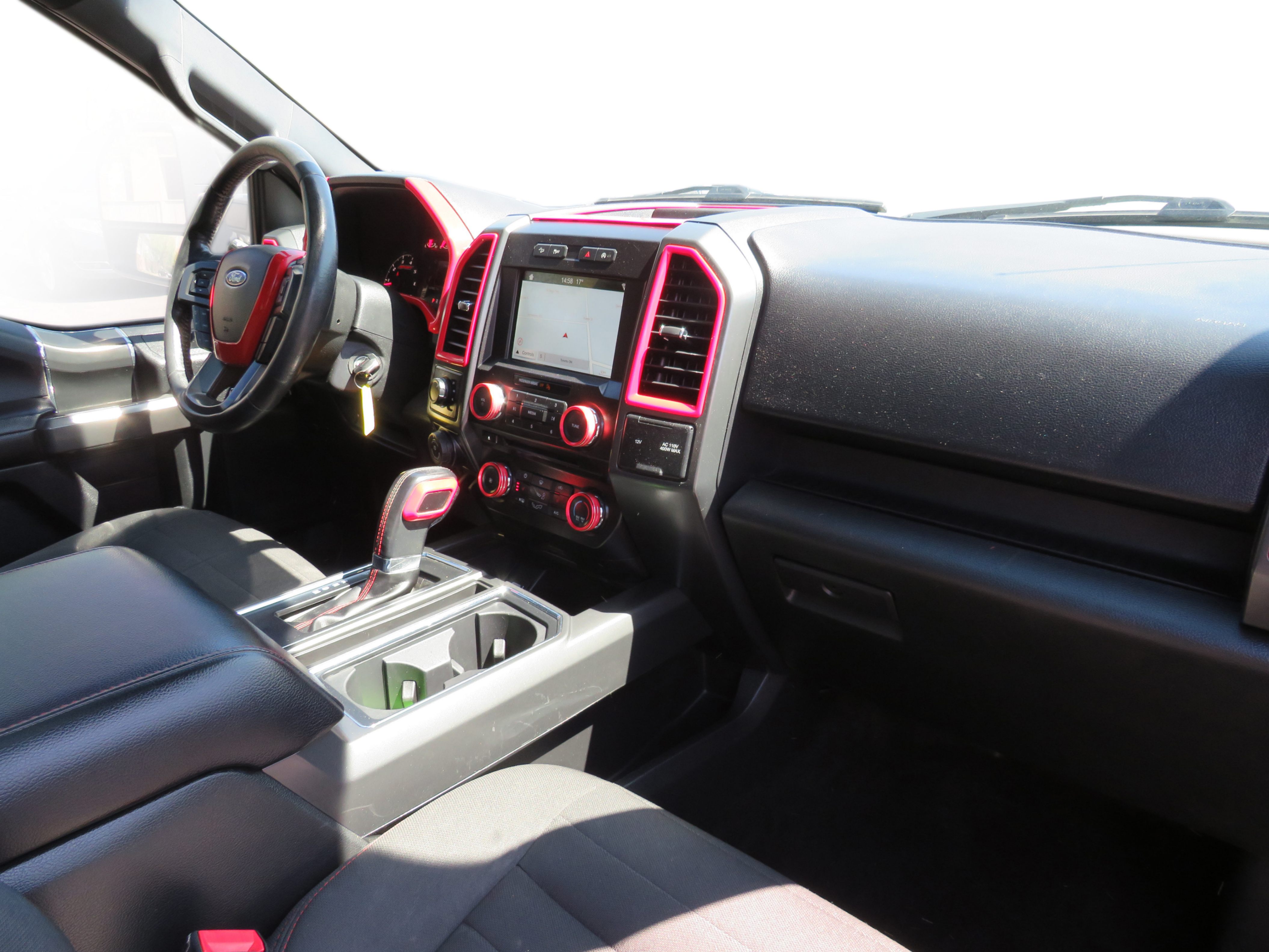 /laautomotive/2018-Ford-F-150-9065908555939546.jpg