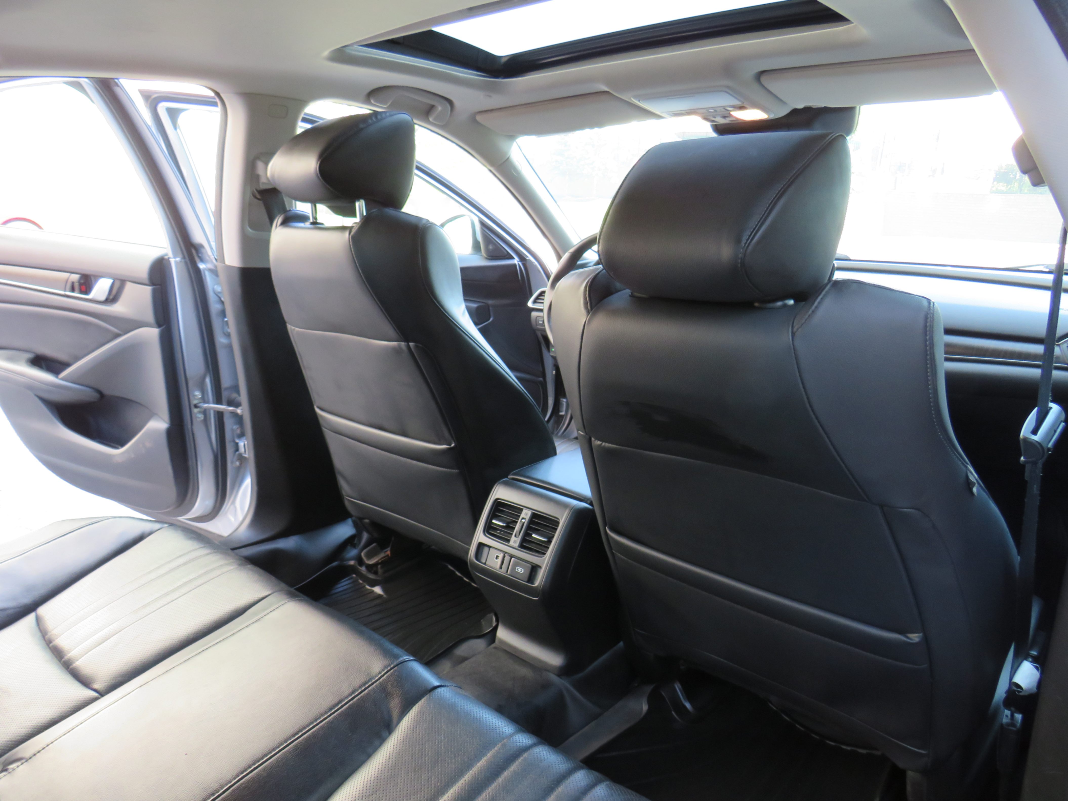 /laautomotive/2018-Honda-Accord-7541017860470398.jpg