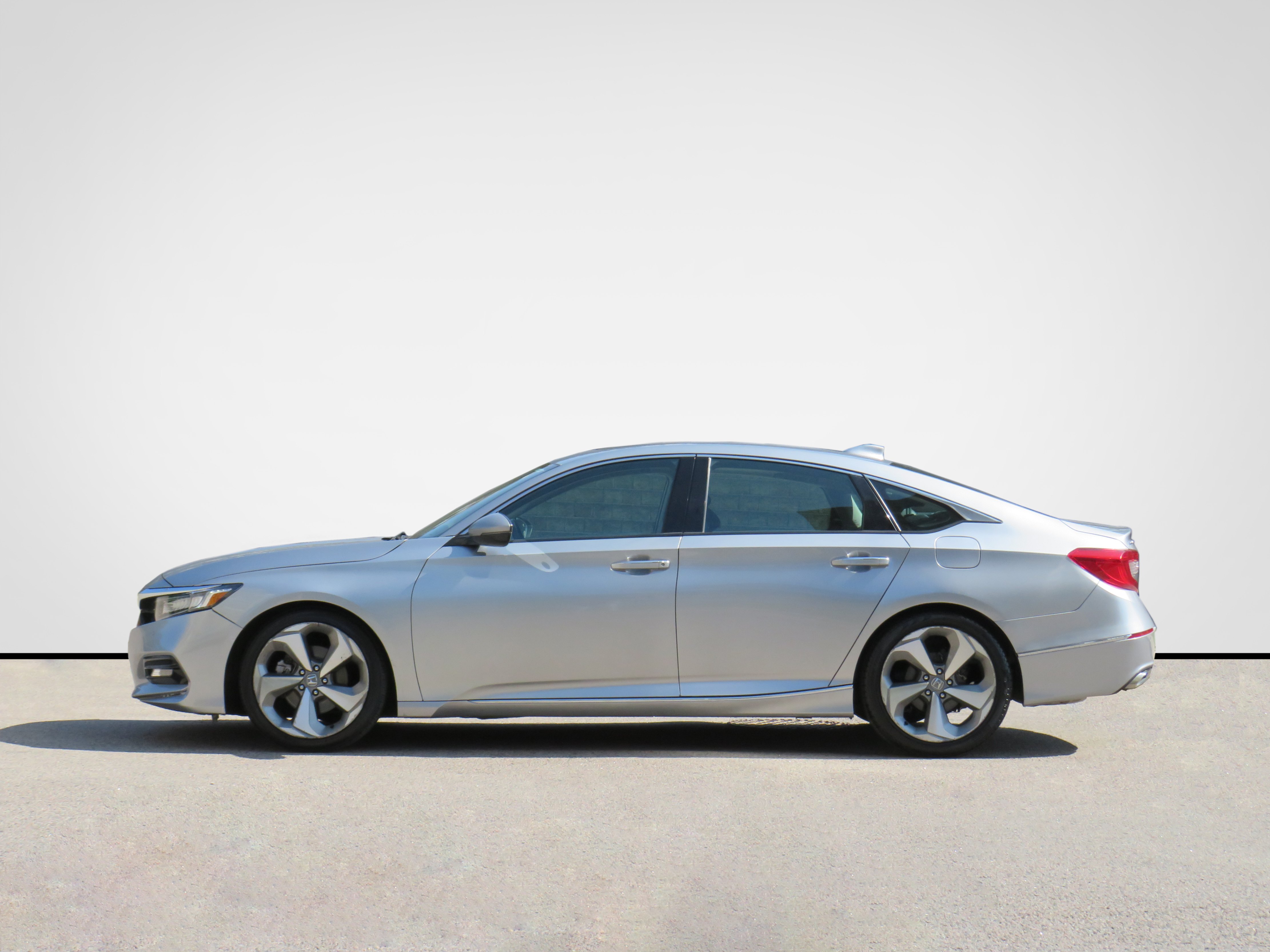 /laautomotive/2018-Honda-Accord-774660655037158.jpg