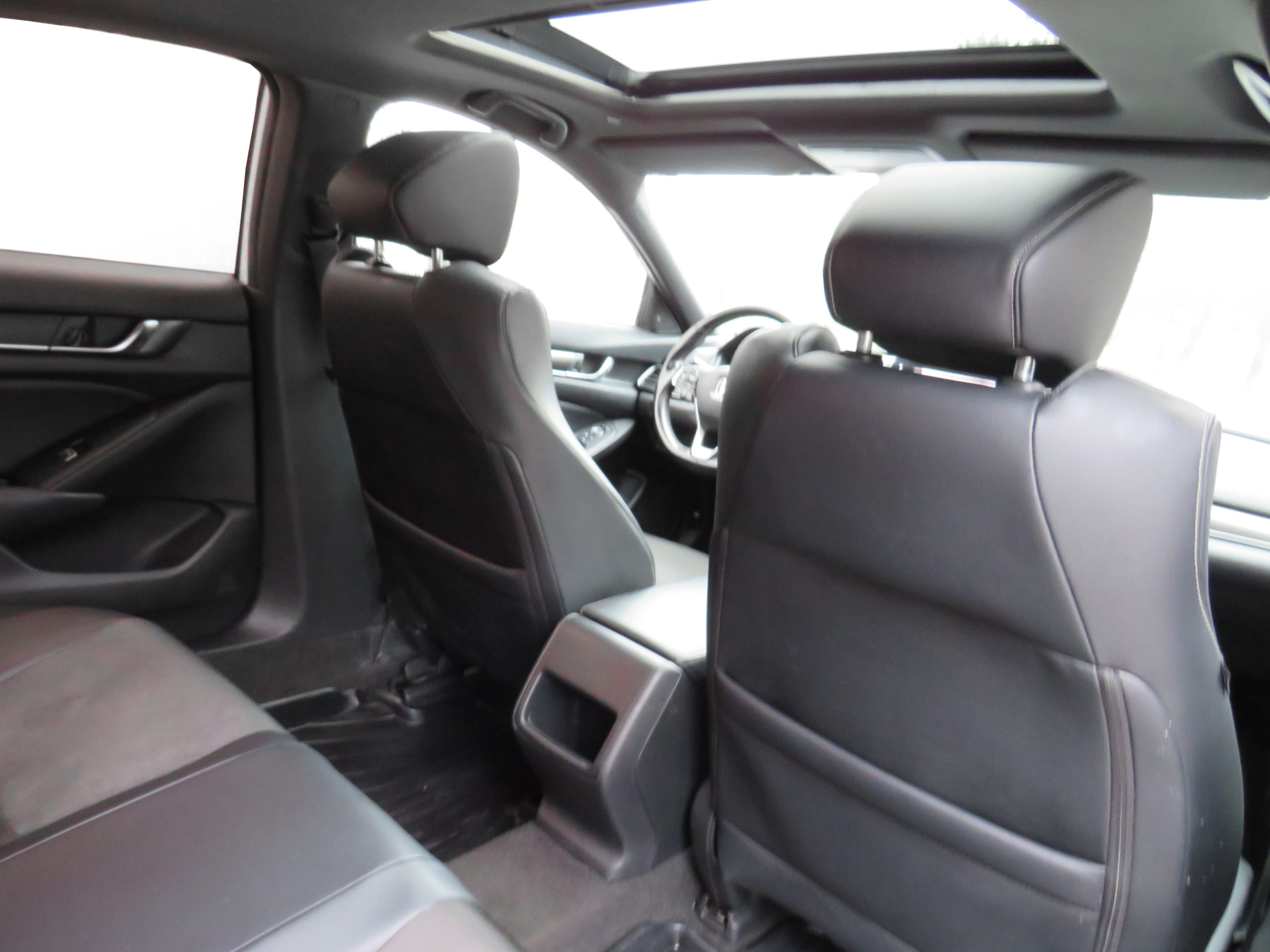 /laautomotive/2018-Honda-Accord-9844518955472141.jpg