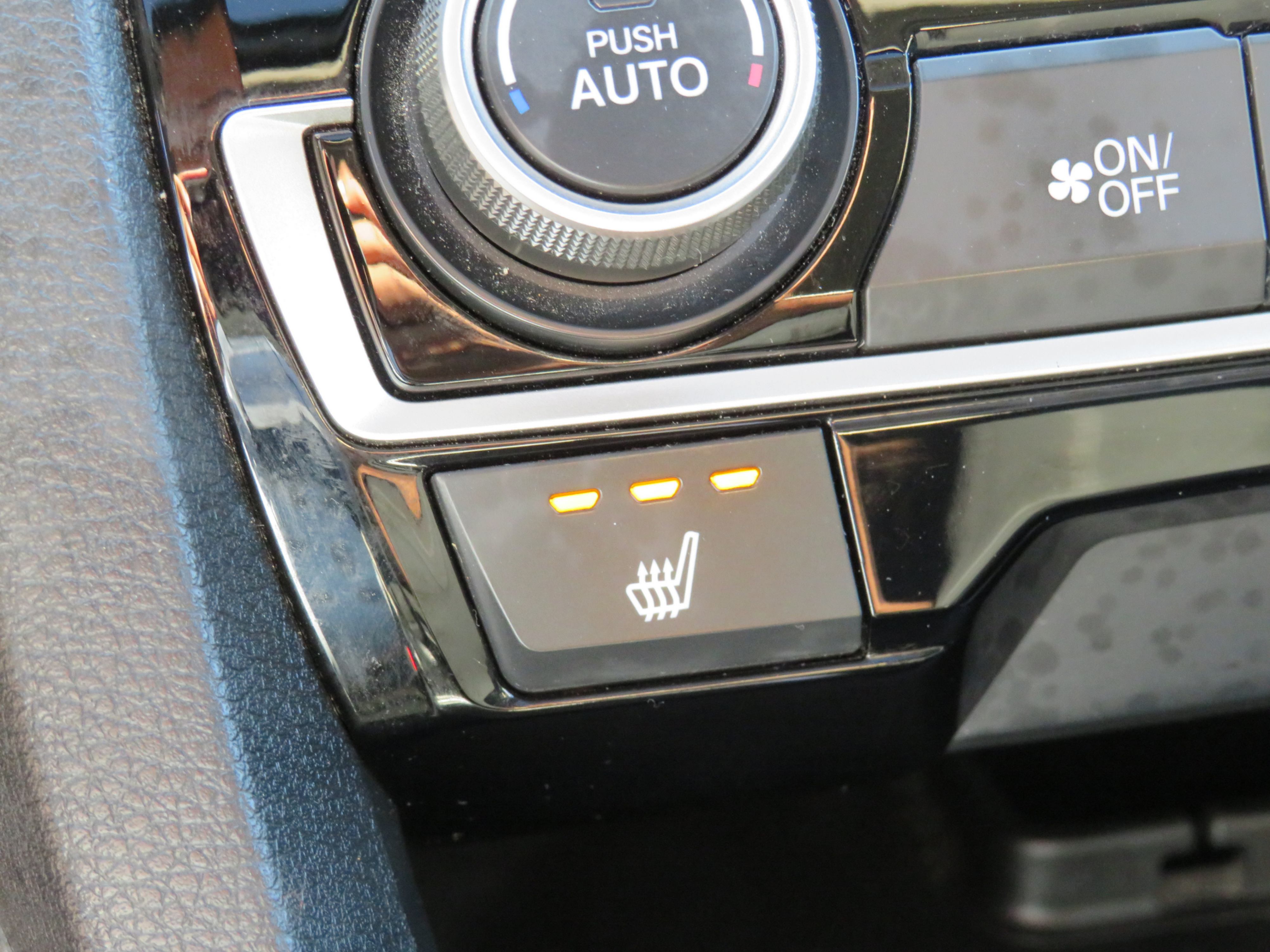 /laautomotive/2018-Honda-Civic-30011999809495515.jpg
