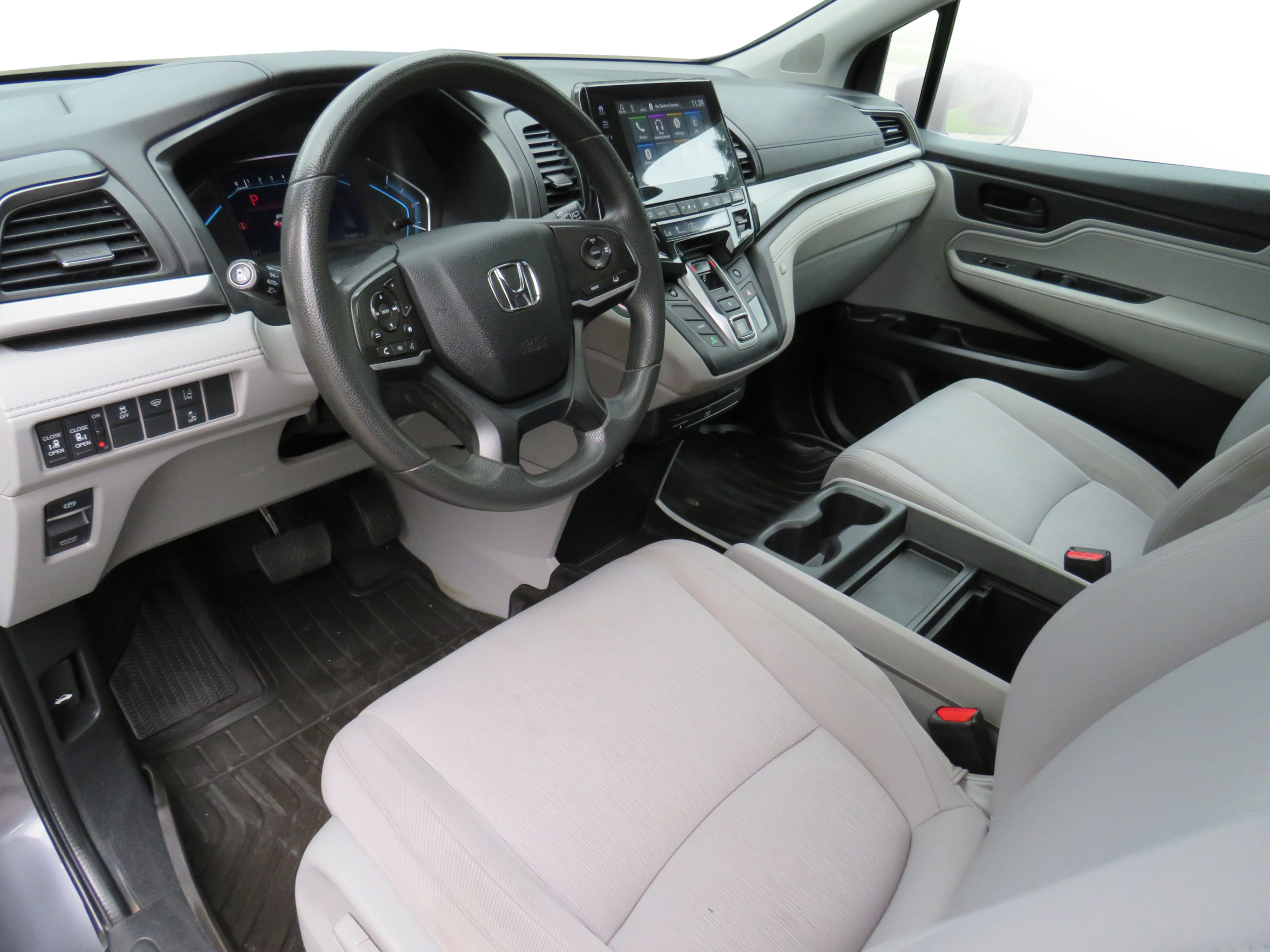 /laautomotive/2018-Honda-Odyssey-3067630297538062.jpg