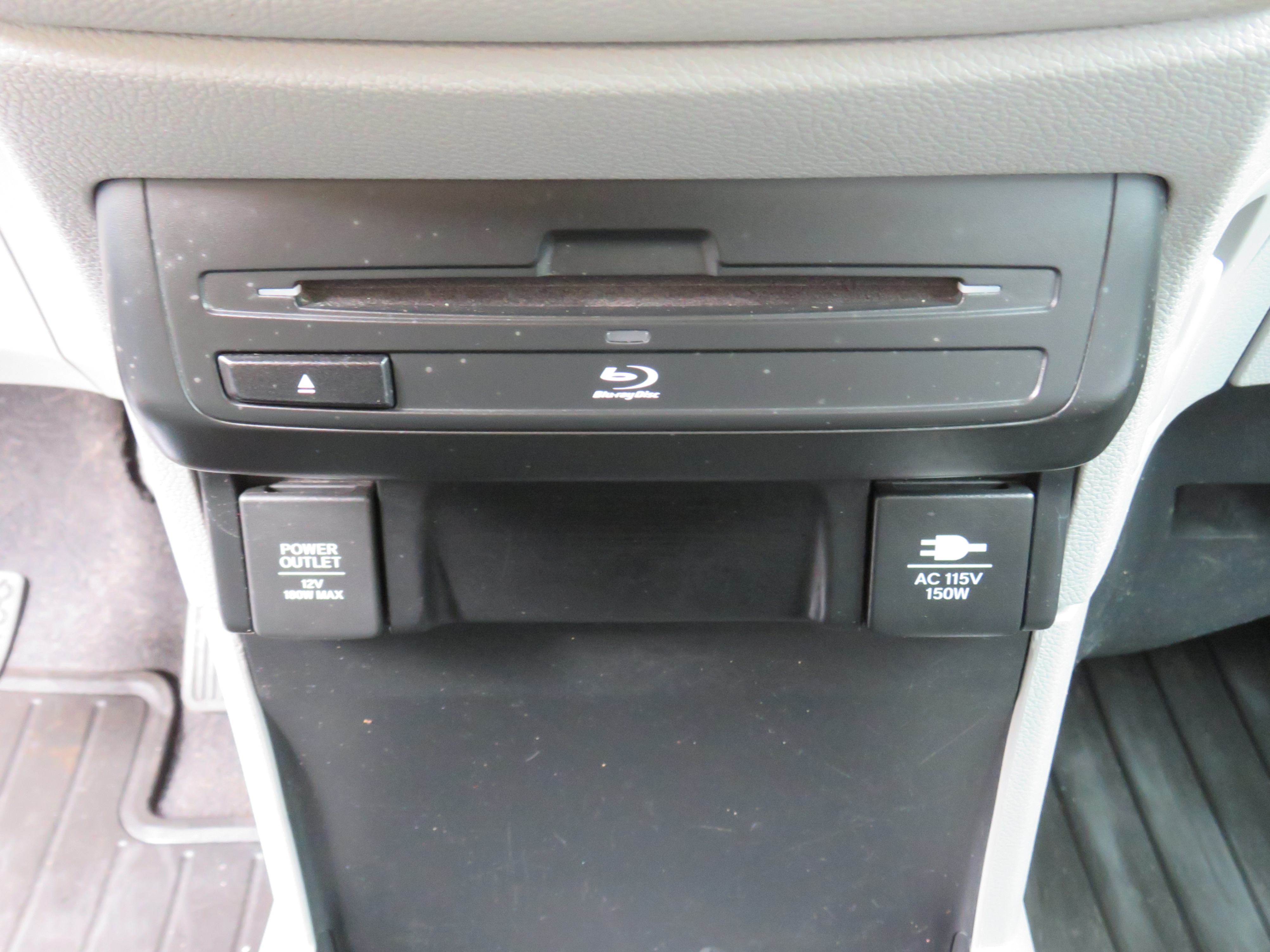 /laautomotive/2018-Honda-Odyssey-9816963383381214.jpg