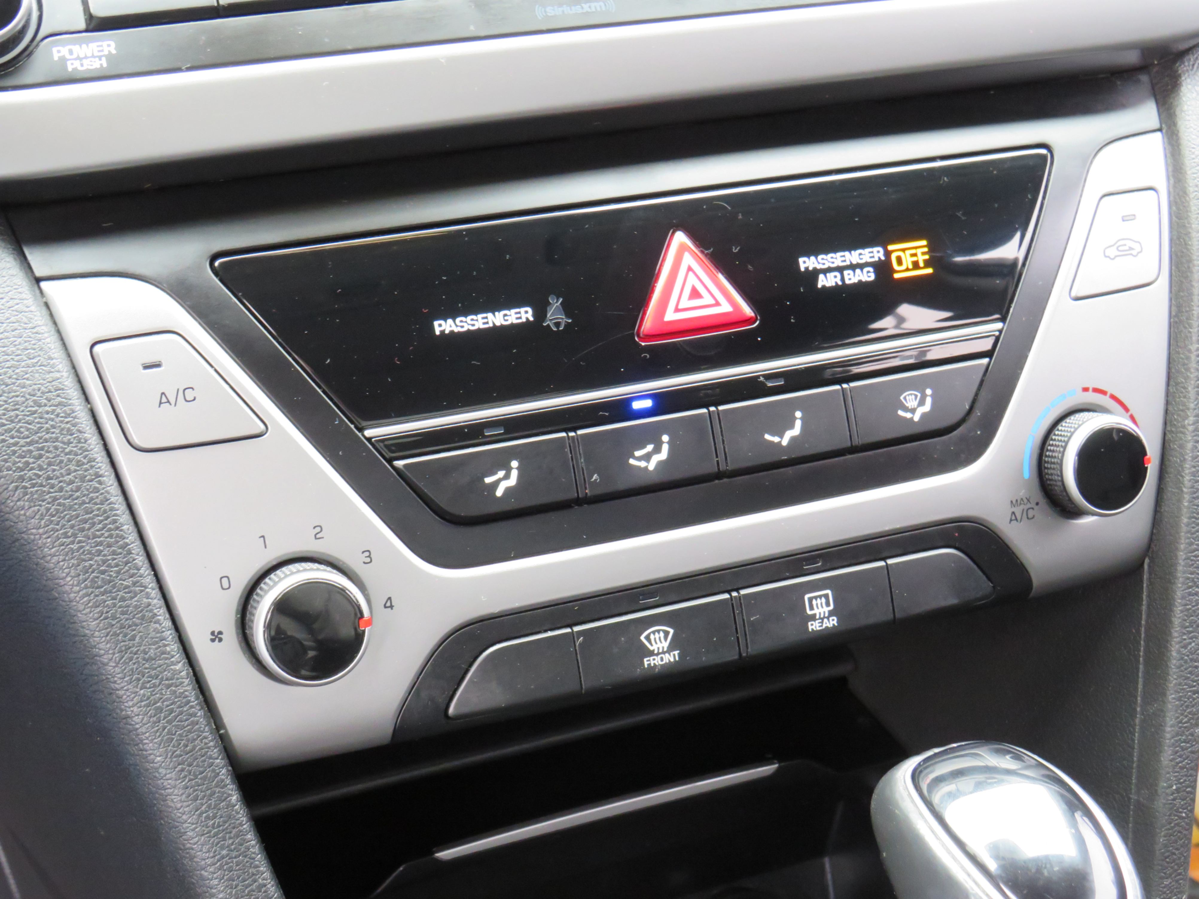 /laautomotive/2018-Hyundai-Elantra-6710178218947189.jpg