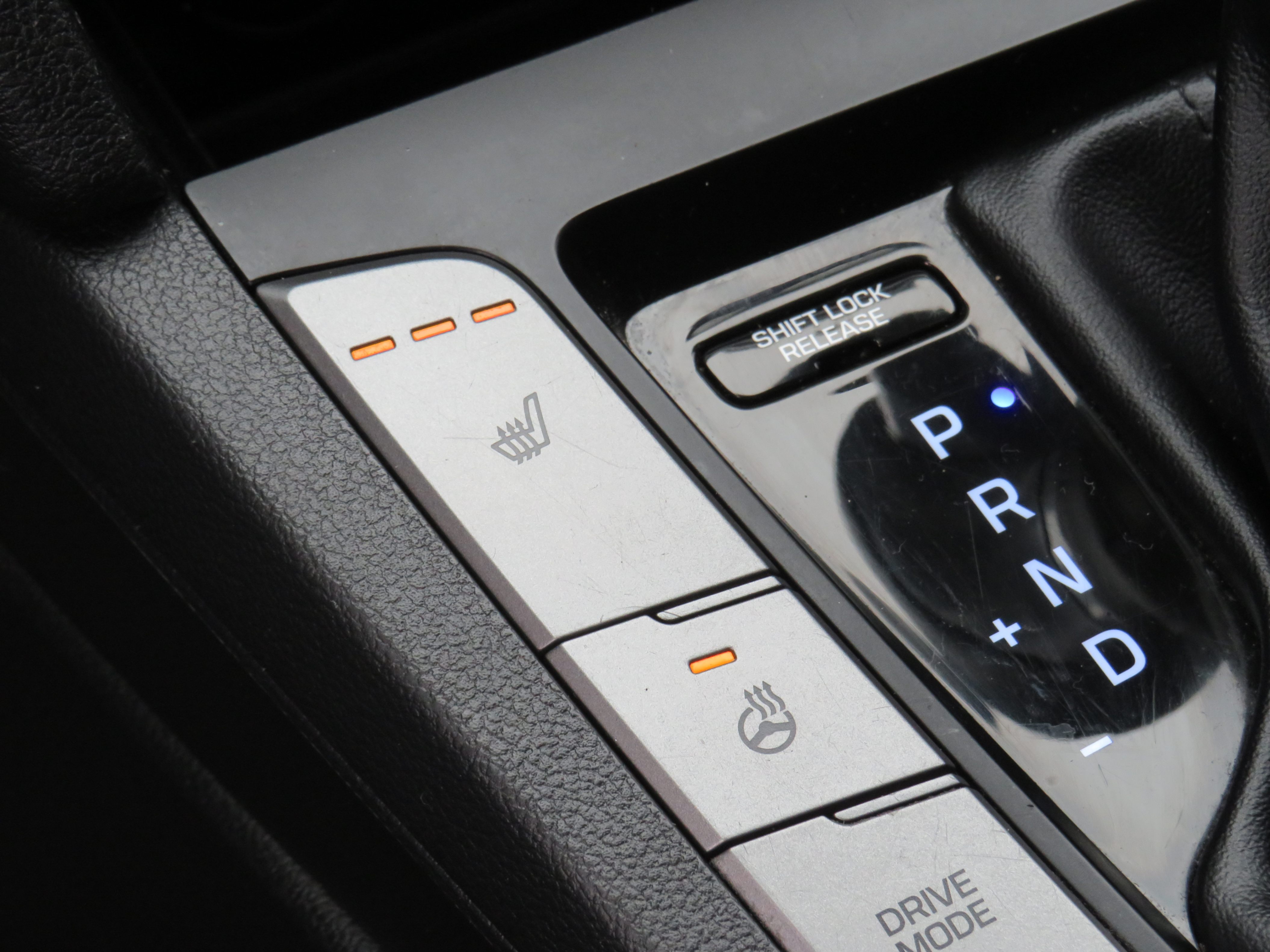 /laautomotive/2018-Hyundai-Elantra-8532244954979877.jpg