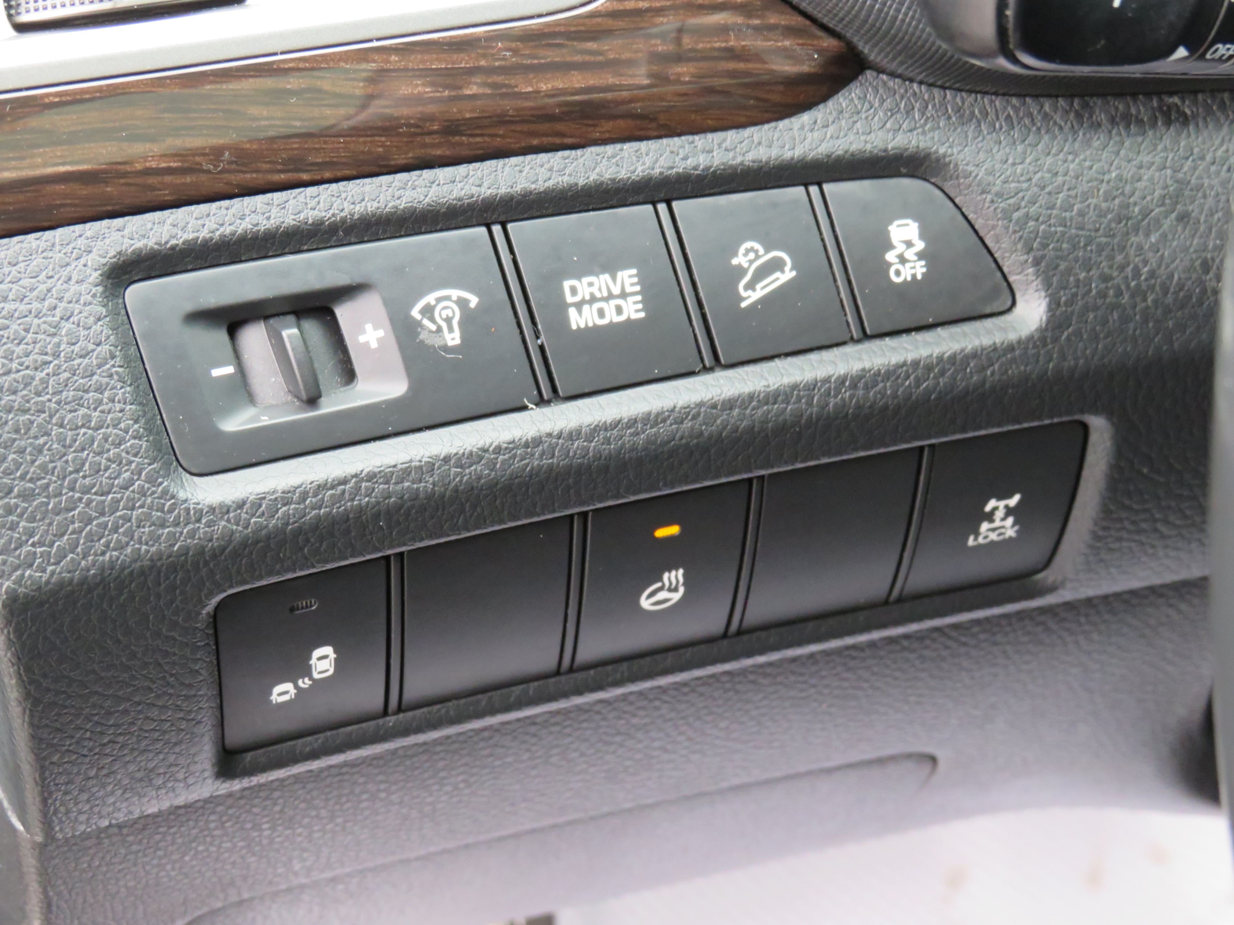 /laautomotive/2018-Hyundai-SantaFe-7973349814395805.jpg