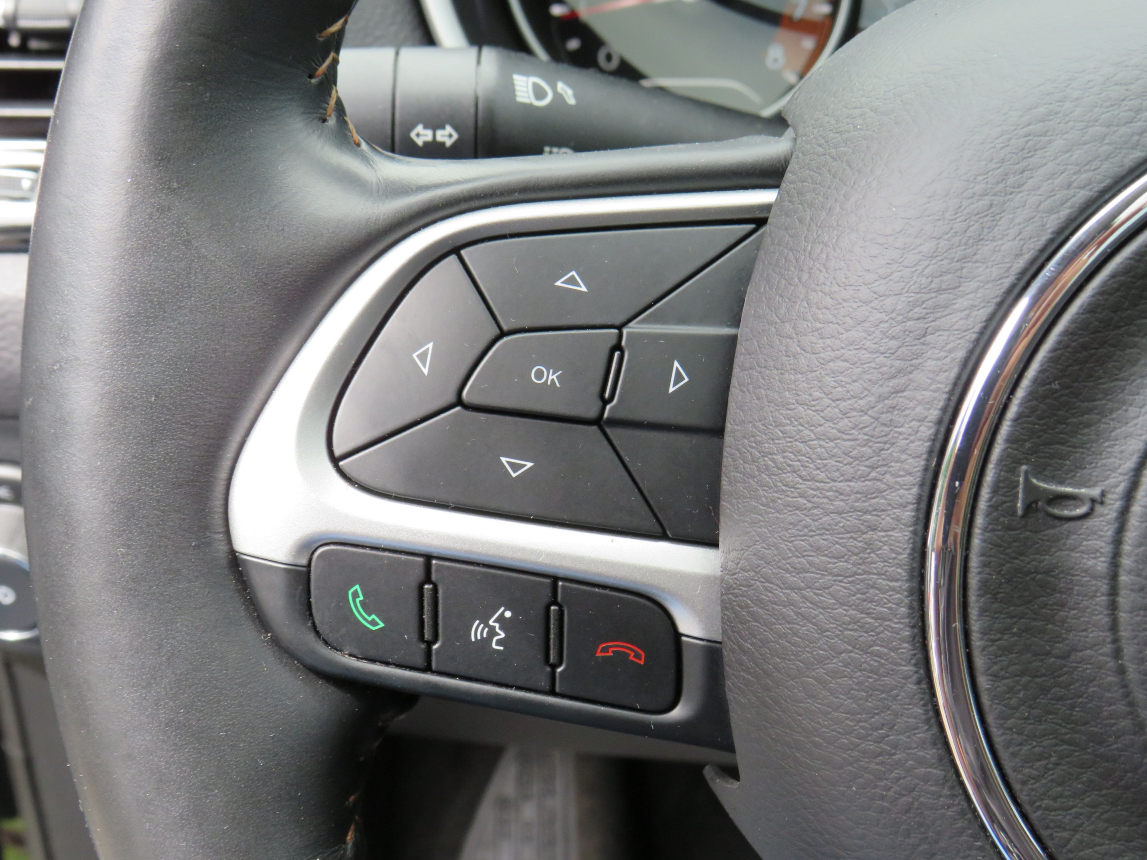 /laautomotive/2018-Jeep-Compass-024190711297696454.jpg