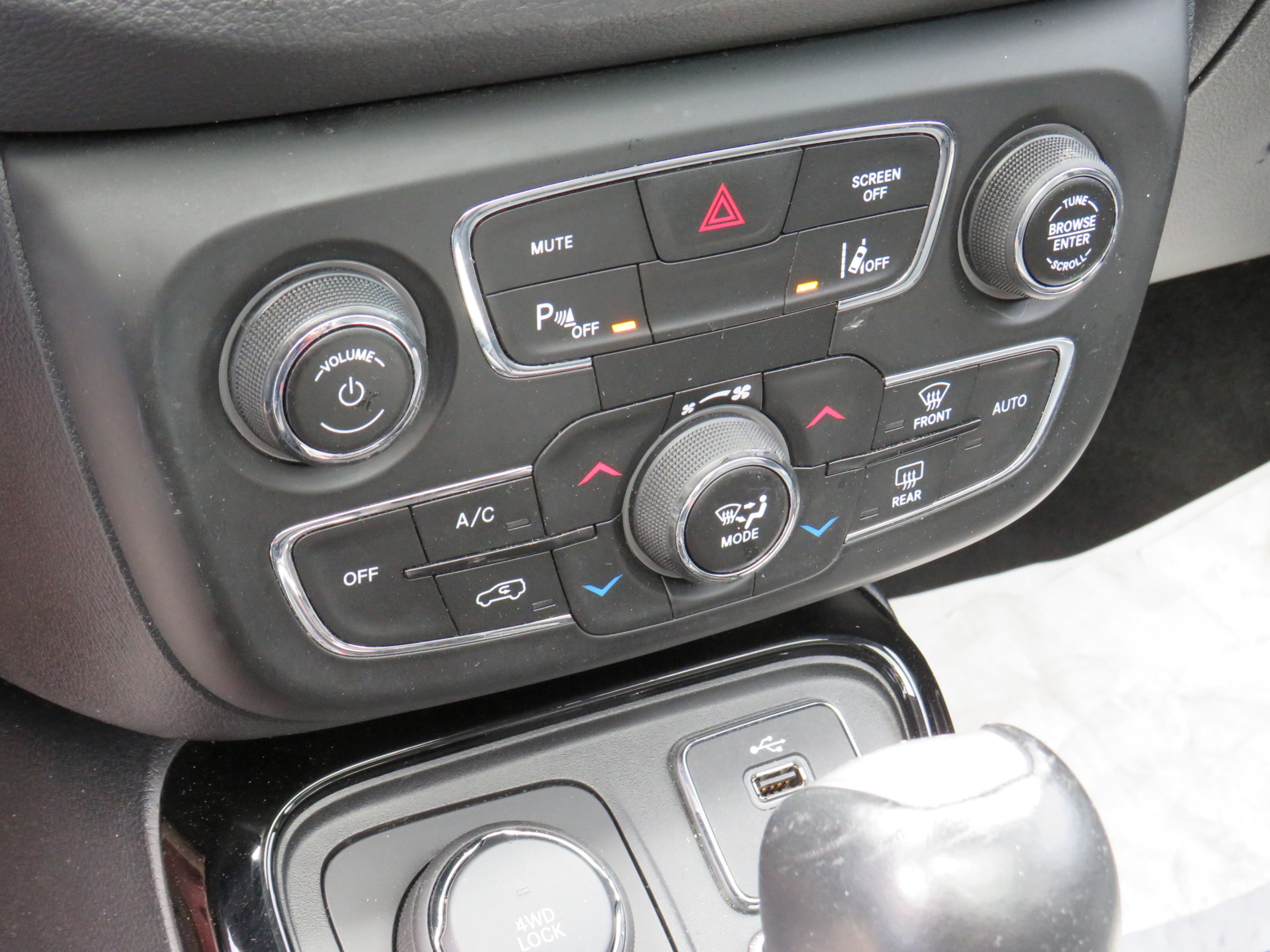/laautomotive/2018-Jeep-Compass-33495719454176154.jpg