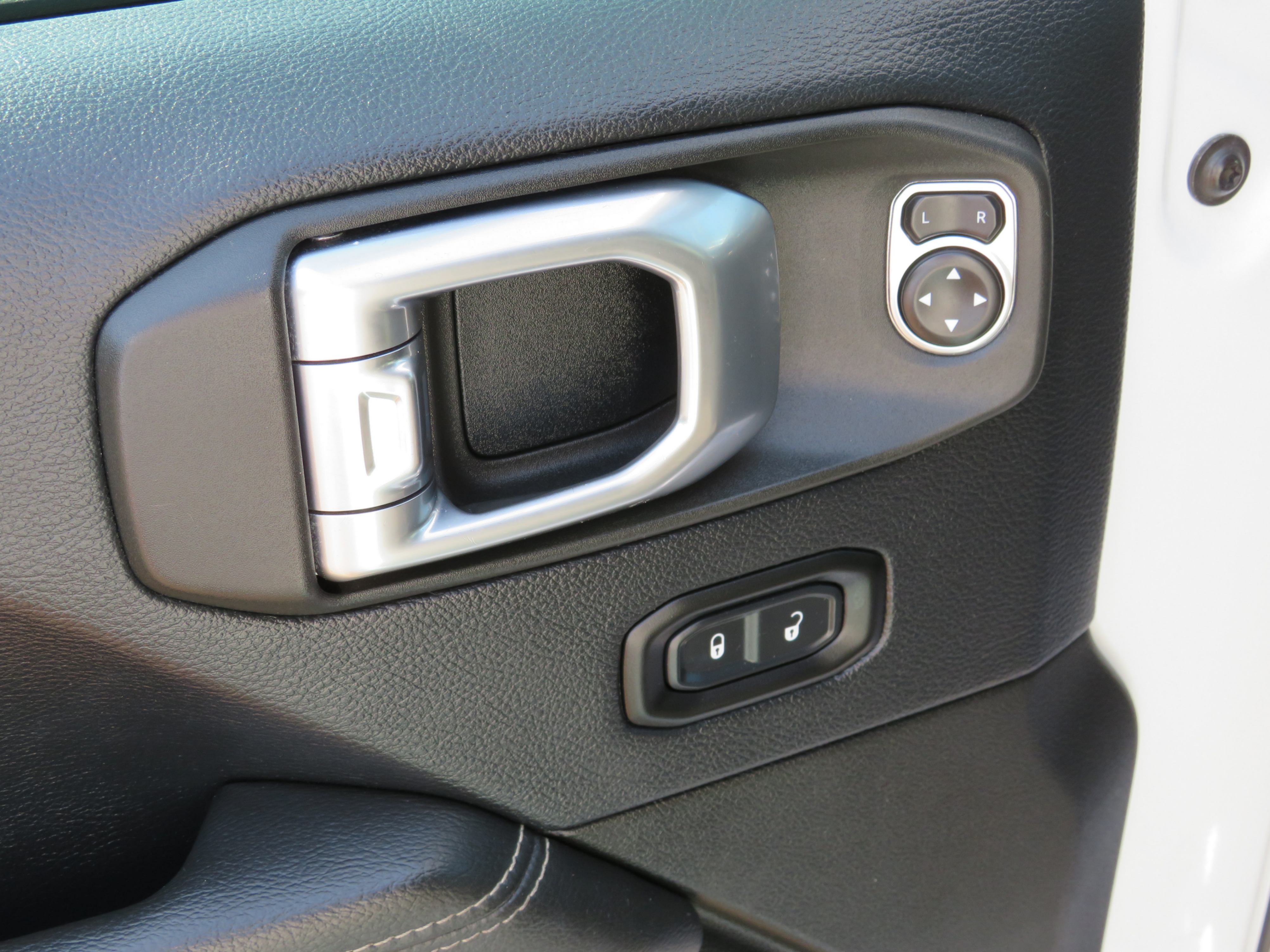 /laautomotive/2018-Jeep-WranglerUnlimited-38853540676862064.jpg