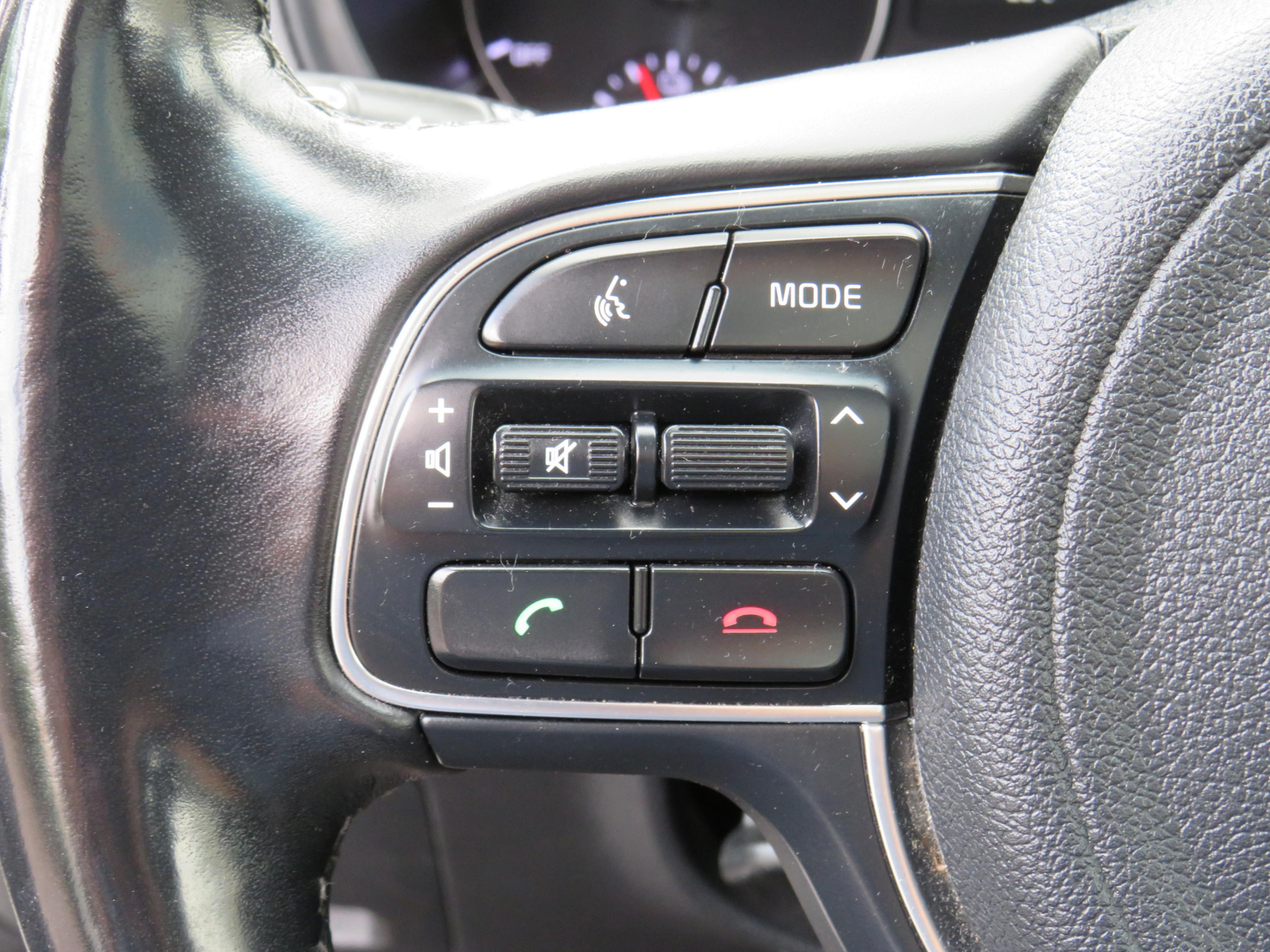 /laautomotive/2018-Kia-OptimaHybrid-12161908895570361.jpg