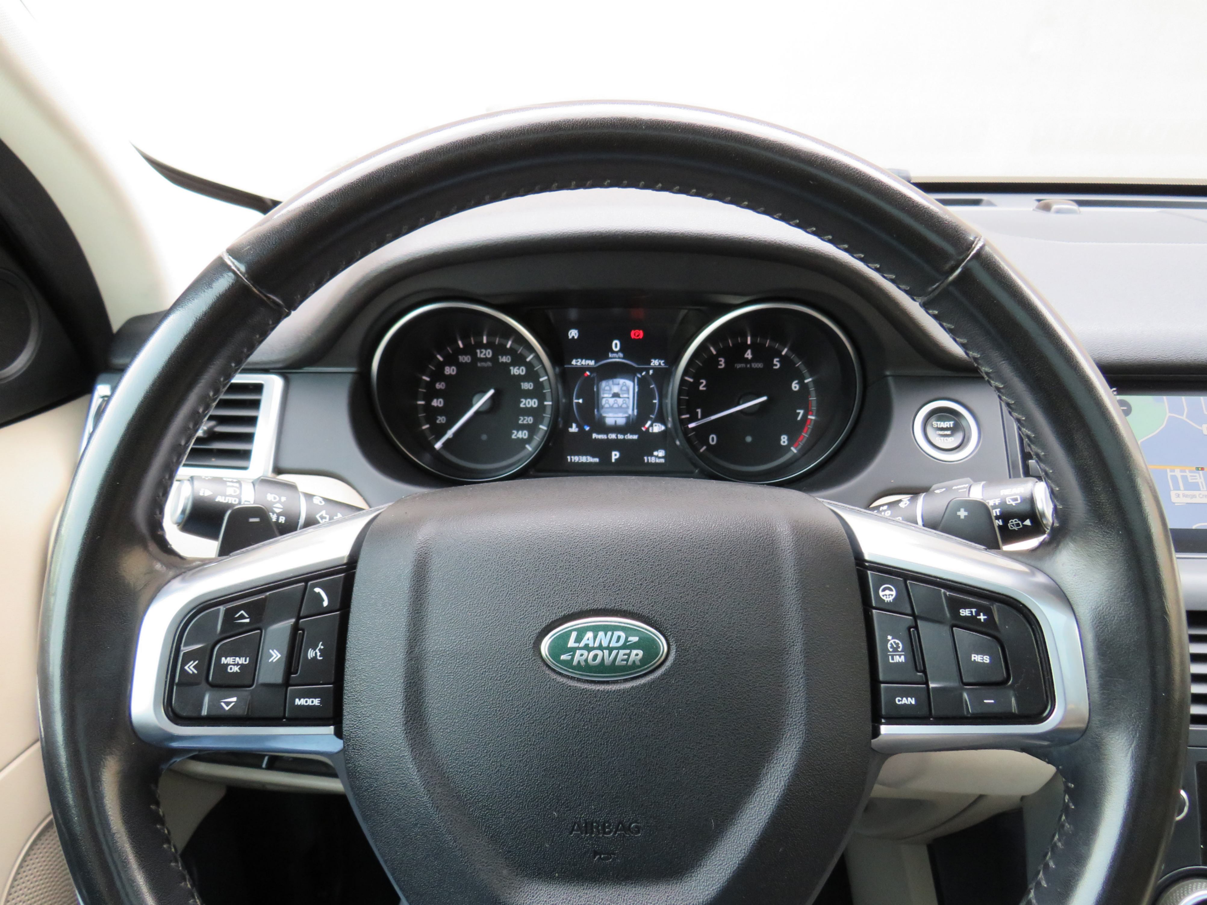 /laautomotive/2018-LandRover-DiscoverySport-8036786034399346.jpg