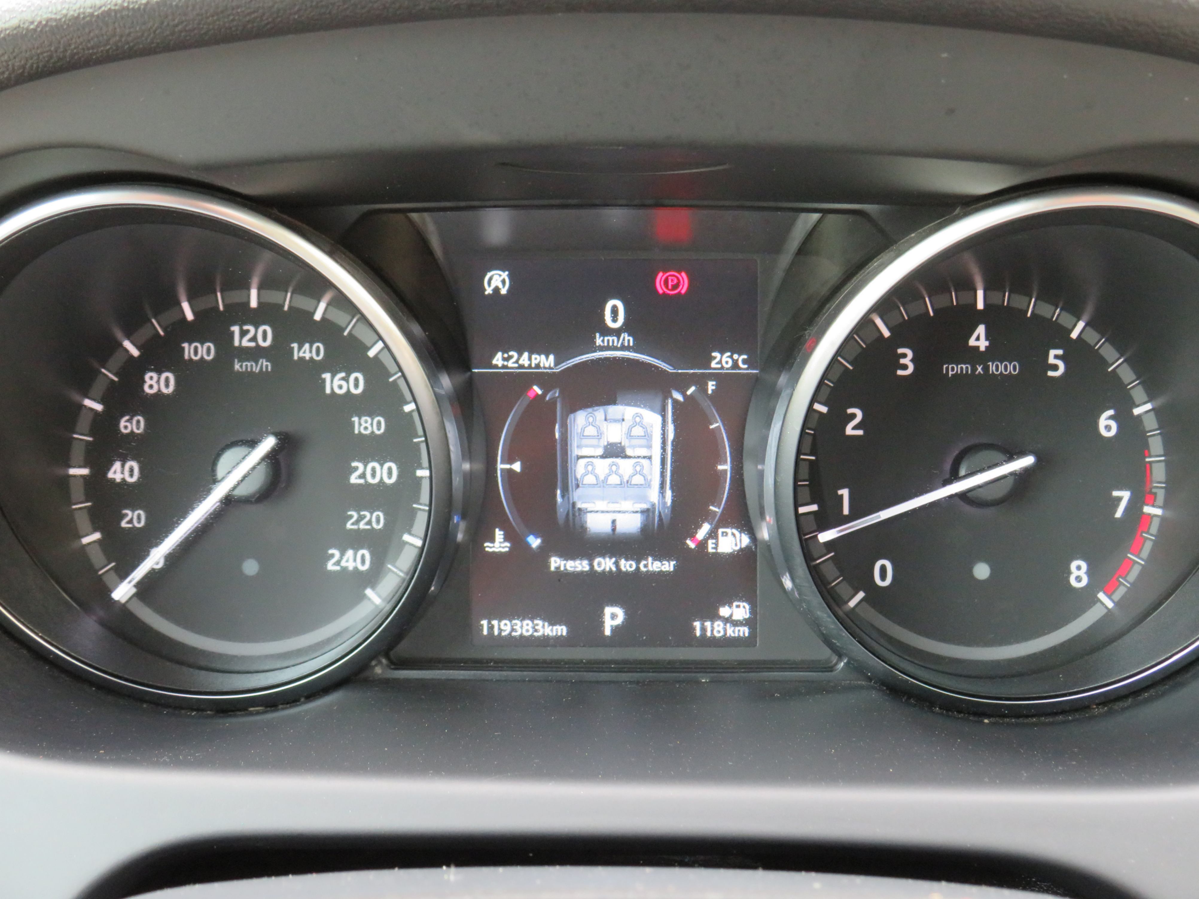 /laautomotive/2018-LandRover-DiscoverySport-8448770229600868.jpg