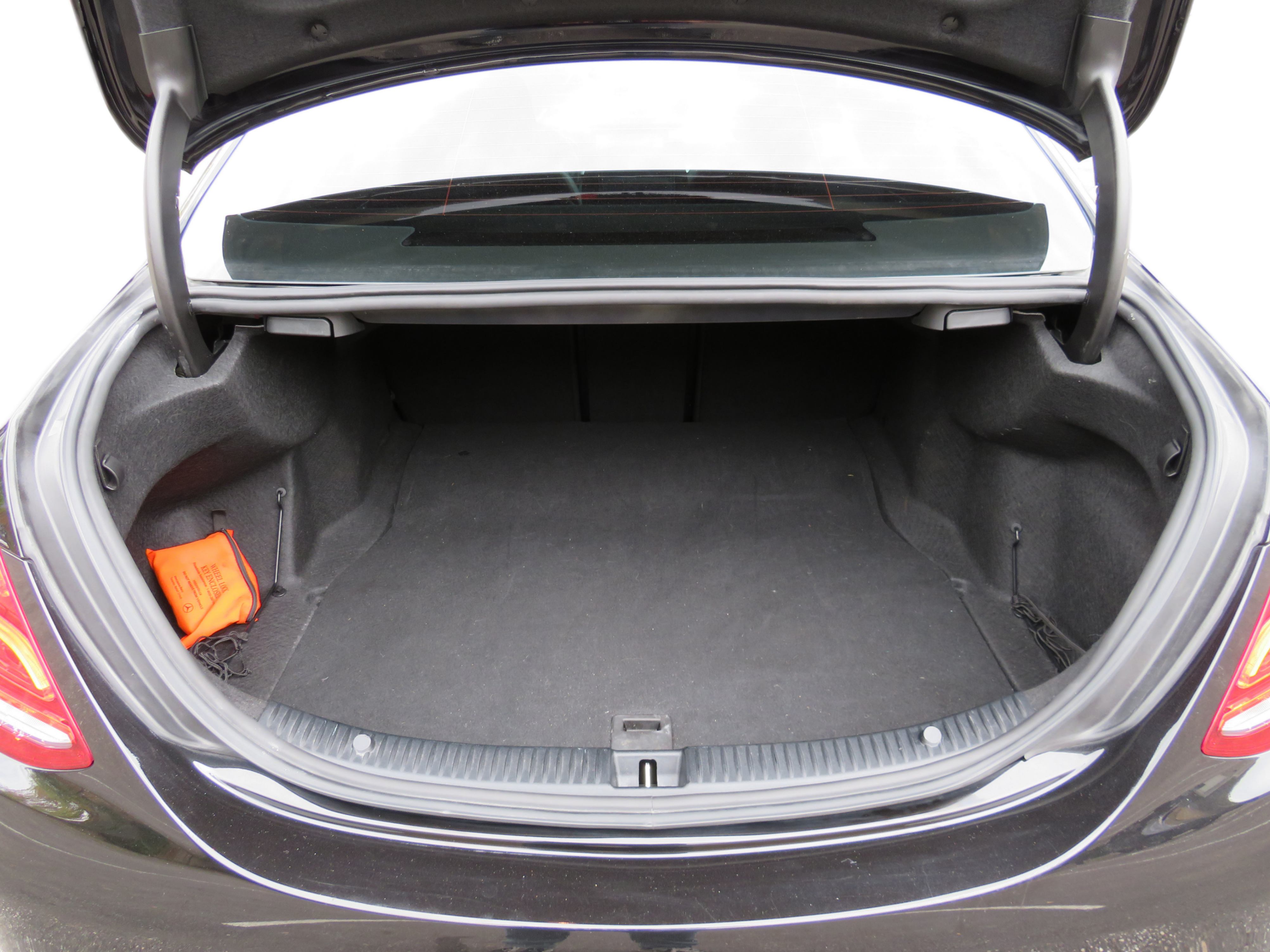 /laautomotive/2018-Mercedes-Benz-C-Class-4516714836127471.jpg