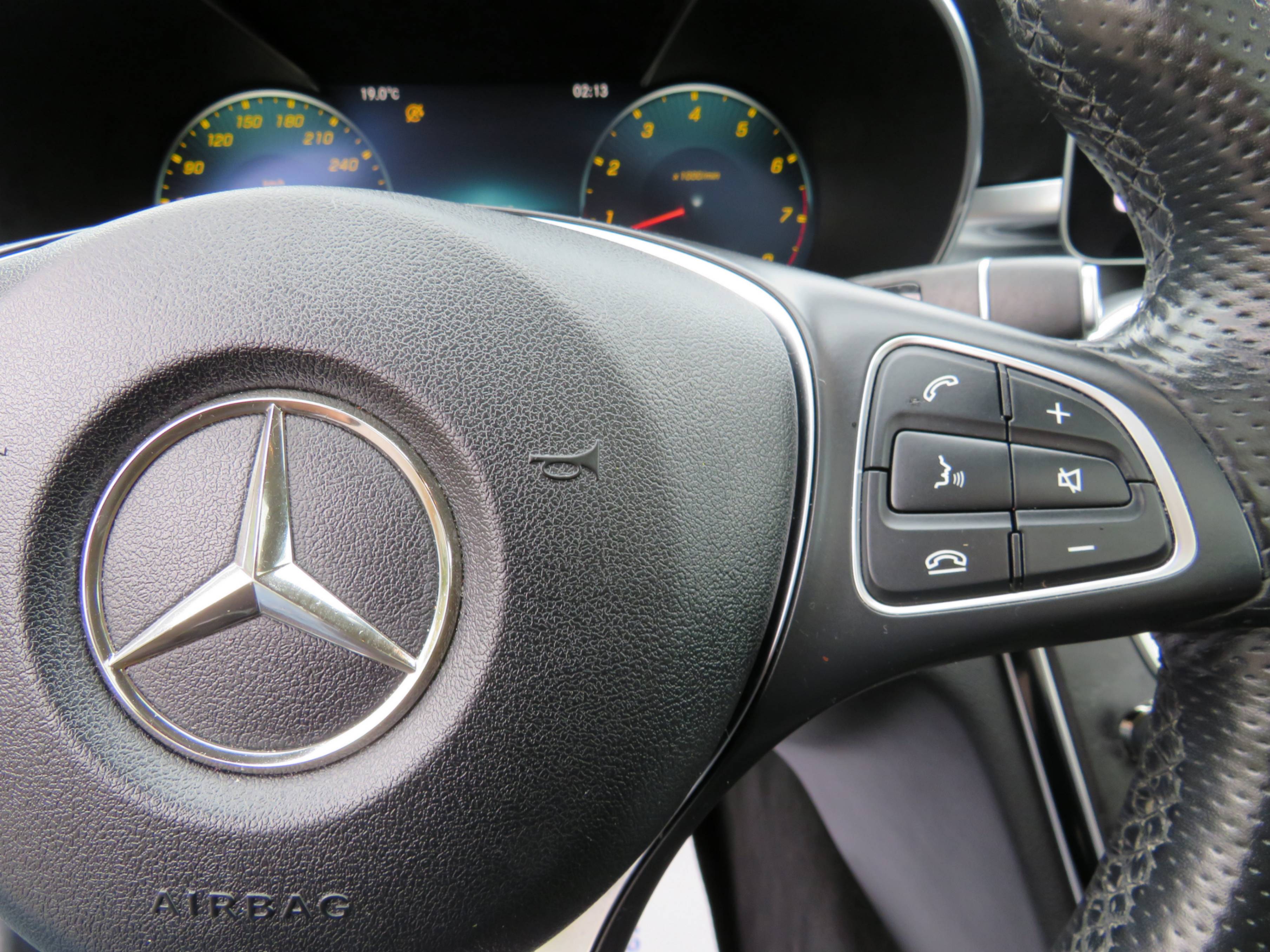 /laautomotive/2018-Mercedes-Benz-C-Class-4537364867717646.jpg