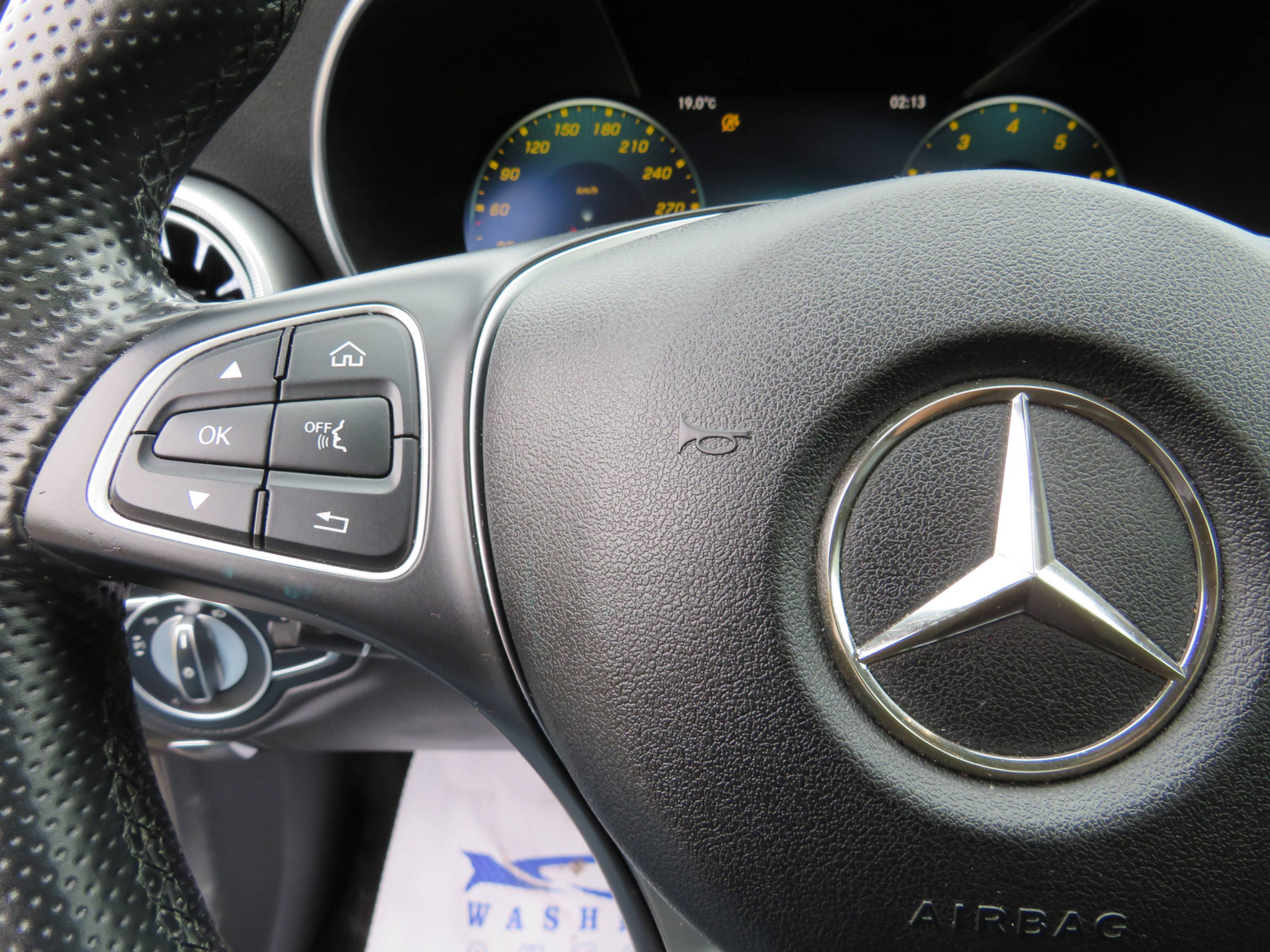 /laautomotive/2018-Mercedes-Benz-C-Class-6293357335550596.jpg