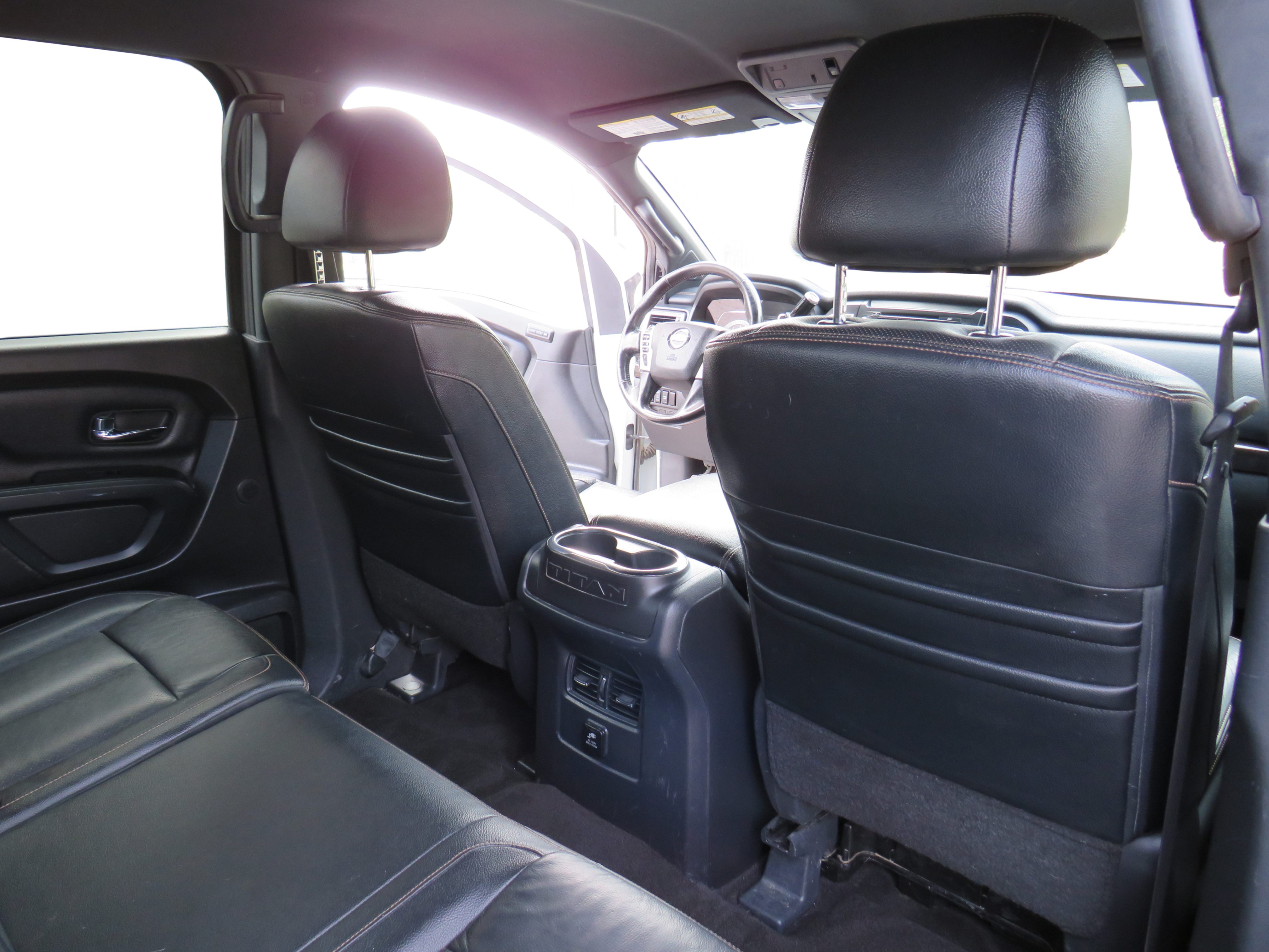 /laautomotive/2018-Nissan-Titan-6110095054716578.jpg