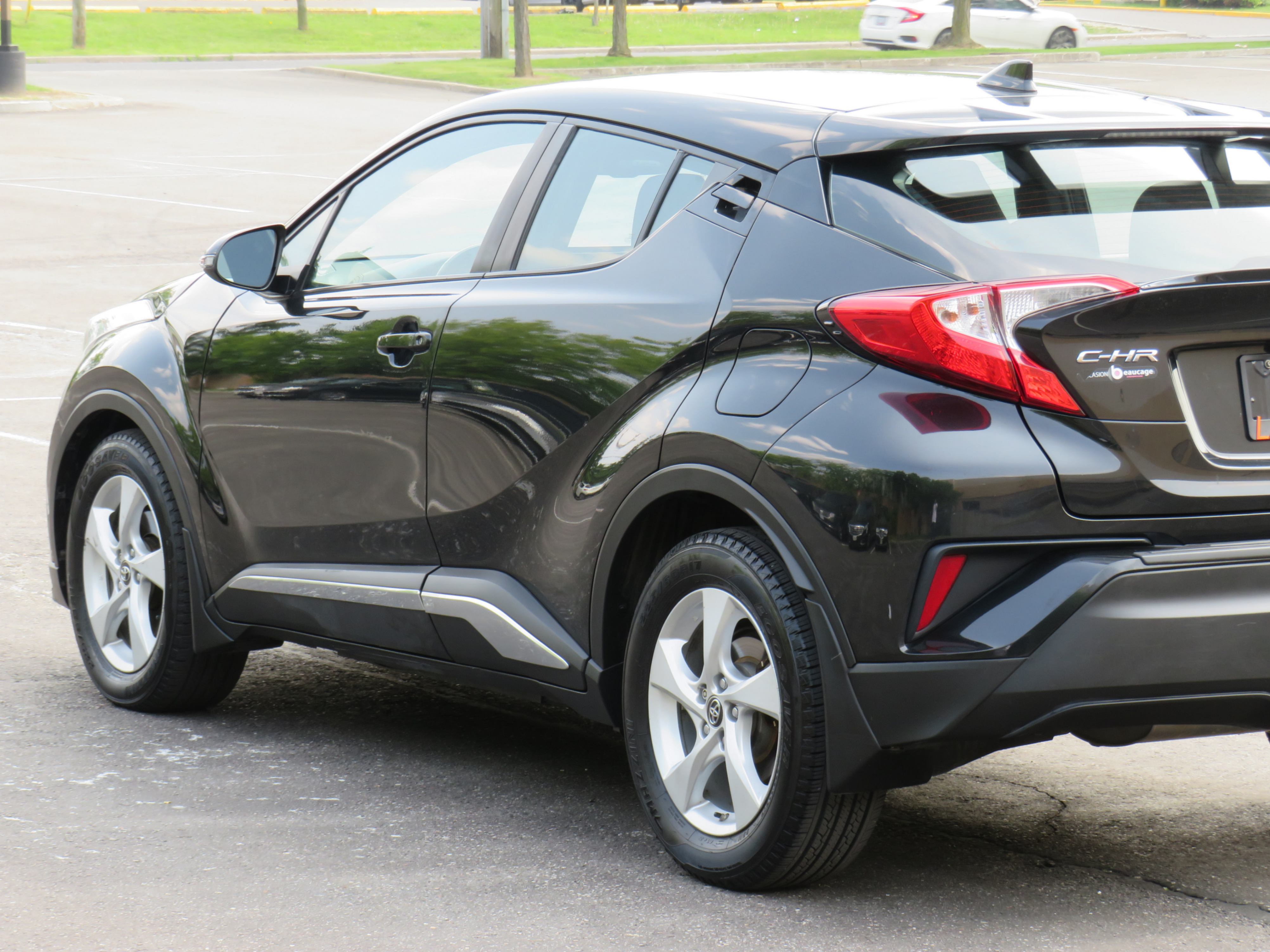 /laautomotive/2018-Toyota-C-HR-4646559817190228.jpg